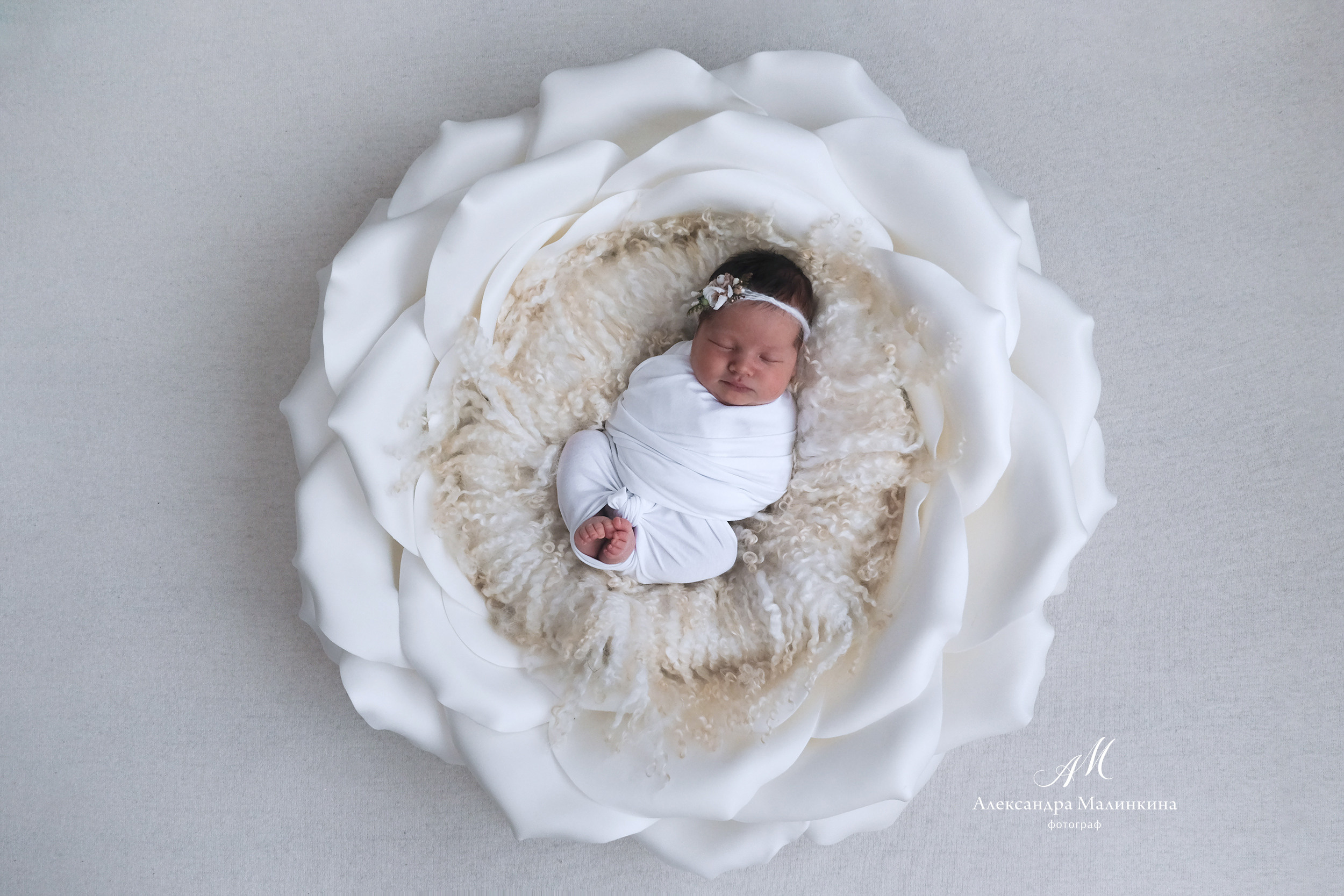 Newborn. Фототерапия «Пульс СЧАСТЬЯ»