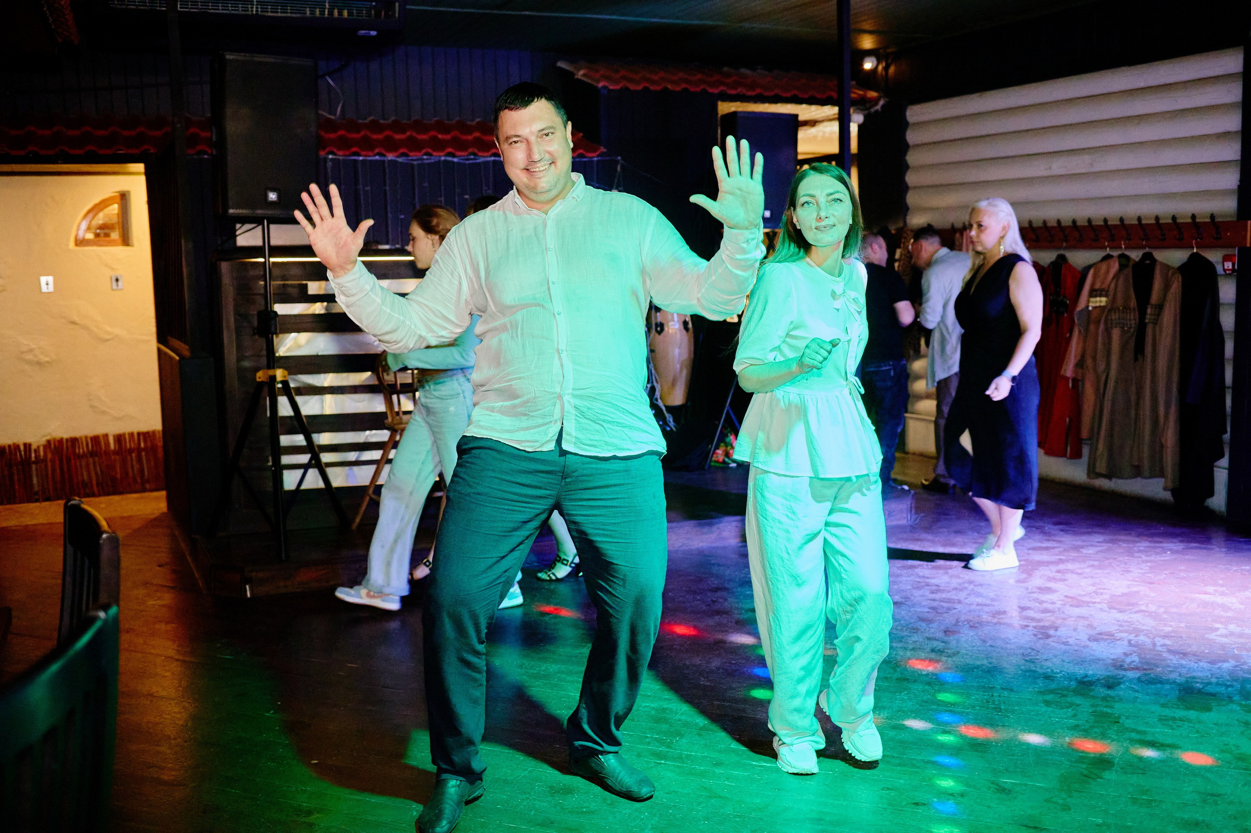 Выпускной 35 Сош. Фотограф Выпускные альбомы Таганрог Сергей Коробченко