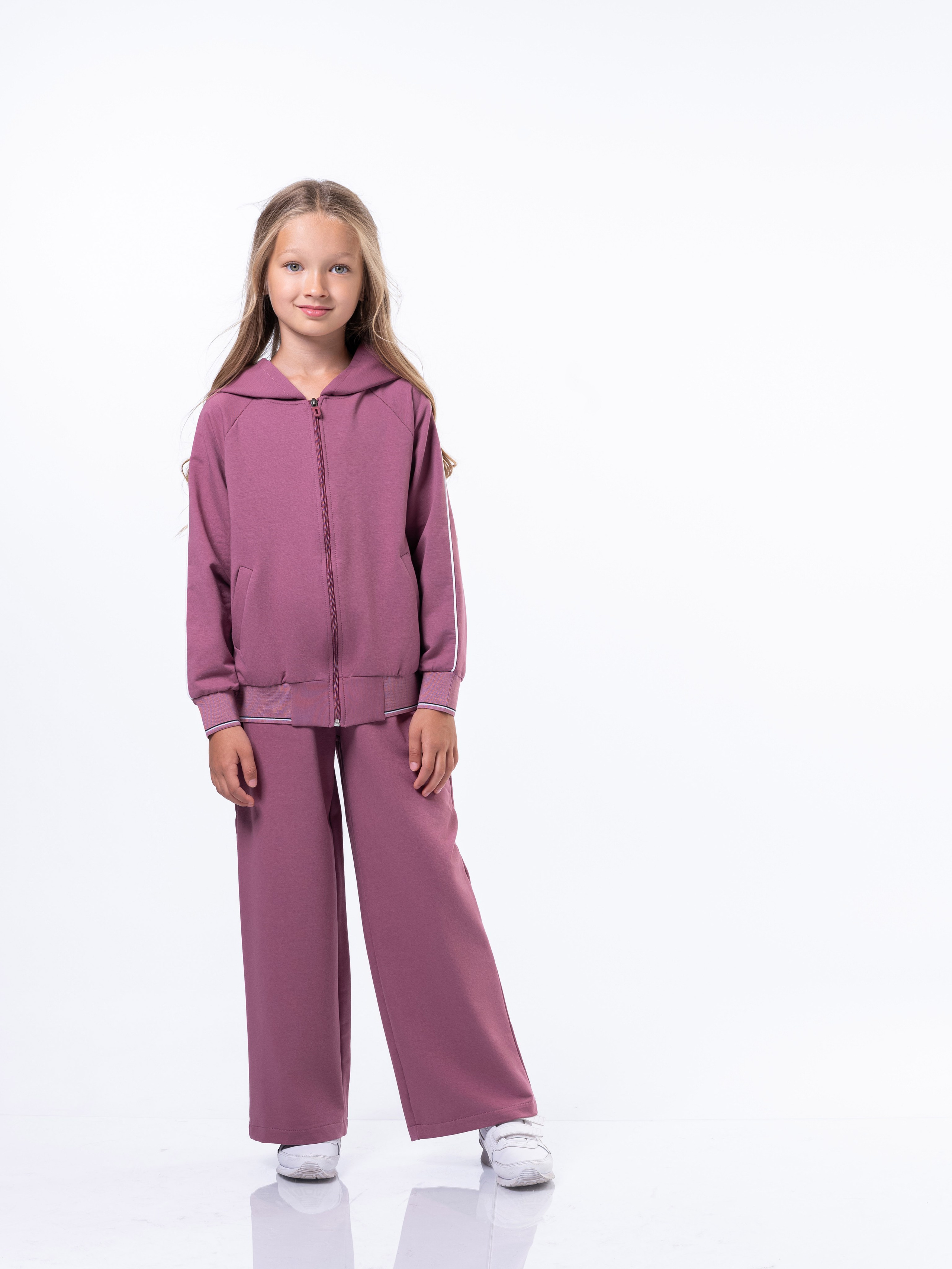 Каталог Дети. Студия рекламной и предметной съемки товаров WELKO Studio