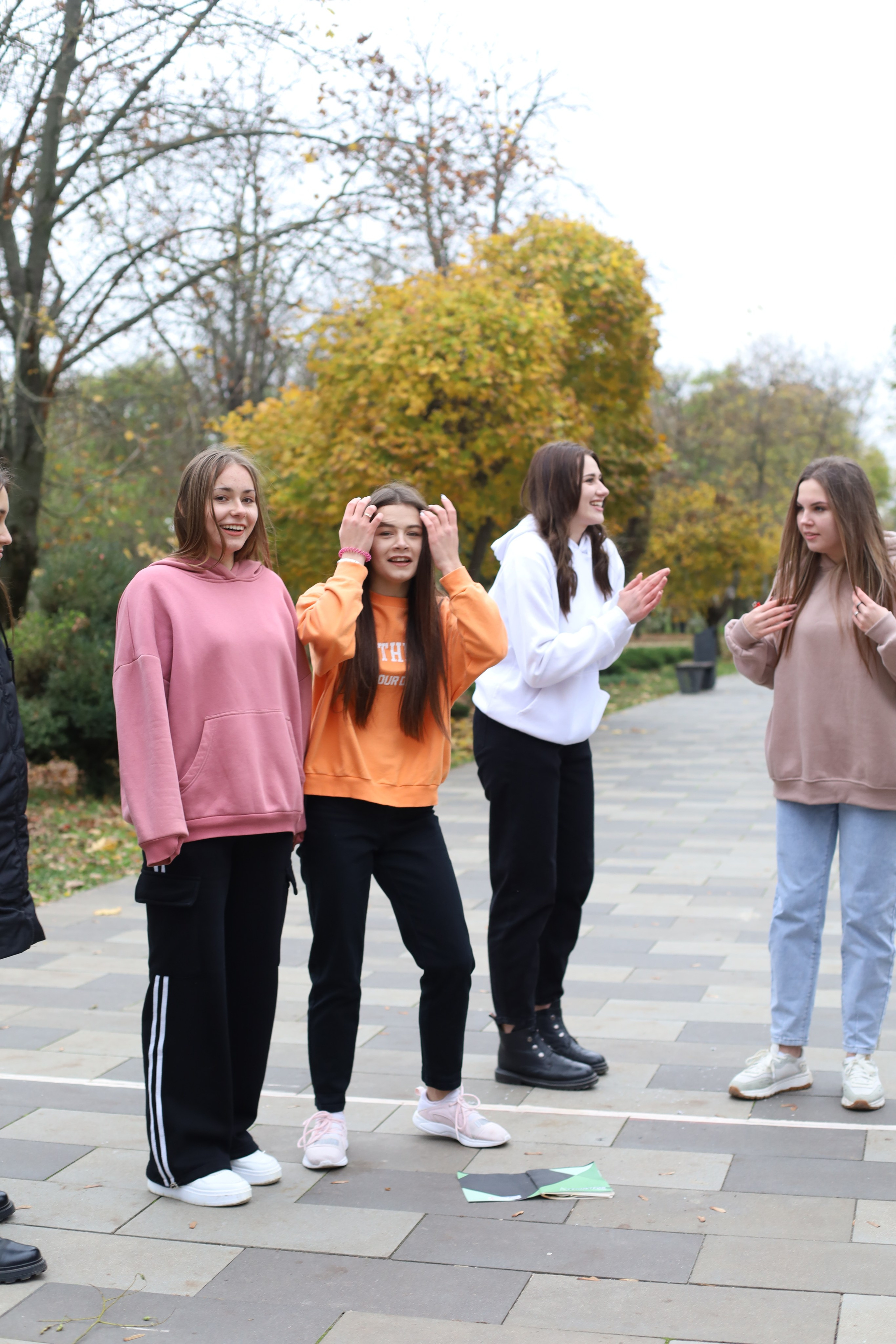 ФОТОСЕССИЯ ДЛЯ ВЫПУСКНИКОВ 35 ШКОЛЫ Г. ТАГАНРОГА. Выпускные альбомы в Таганроге и Ростовской Области