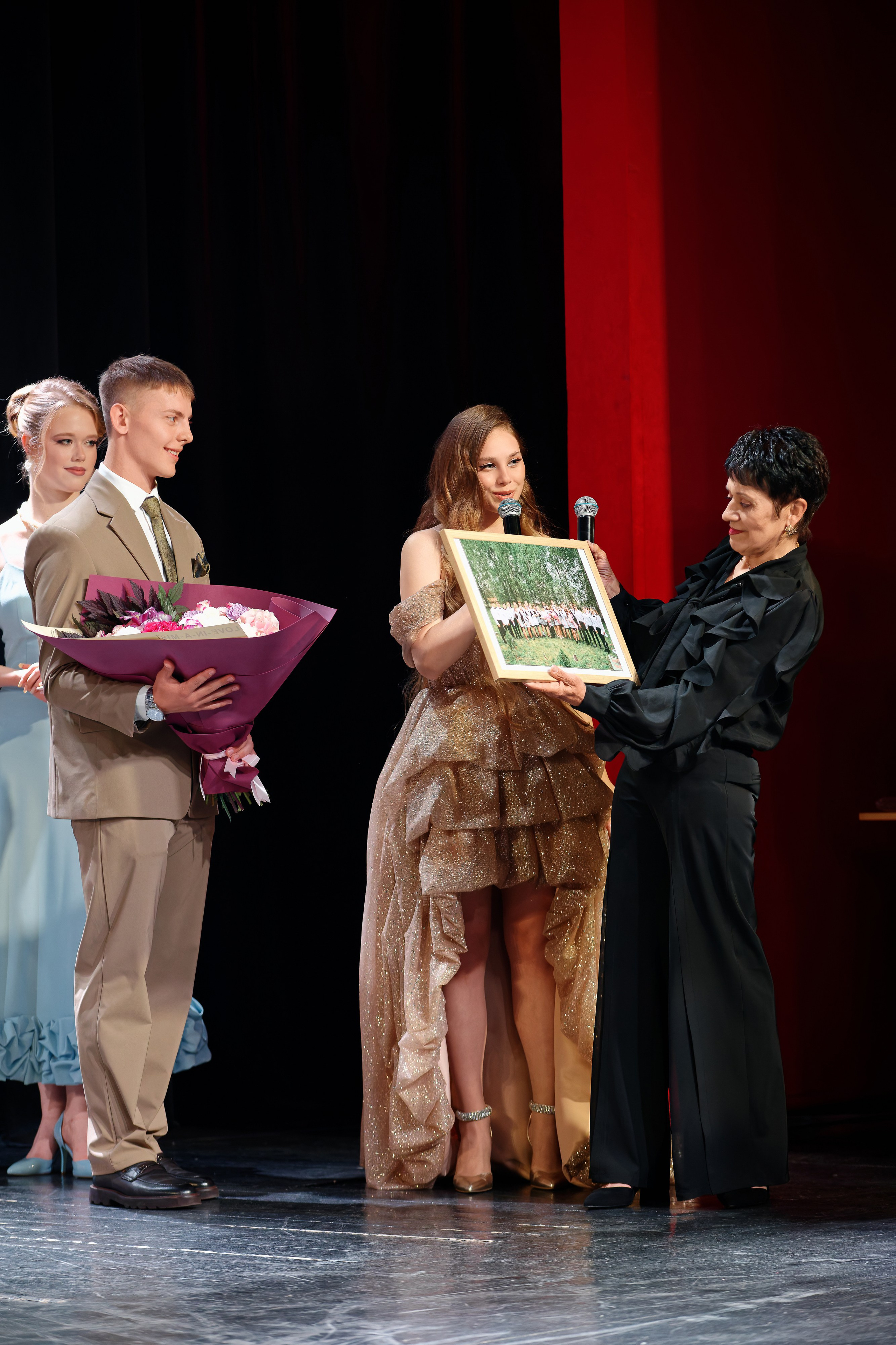 Выпускной школы 56 11Б. Семейный фотограф — Макс Белогрудов