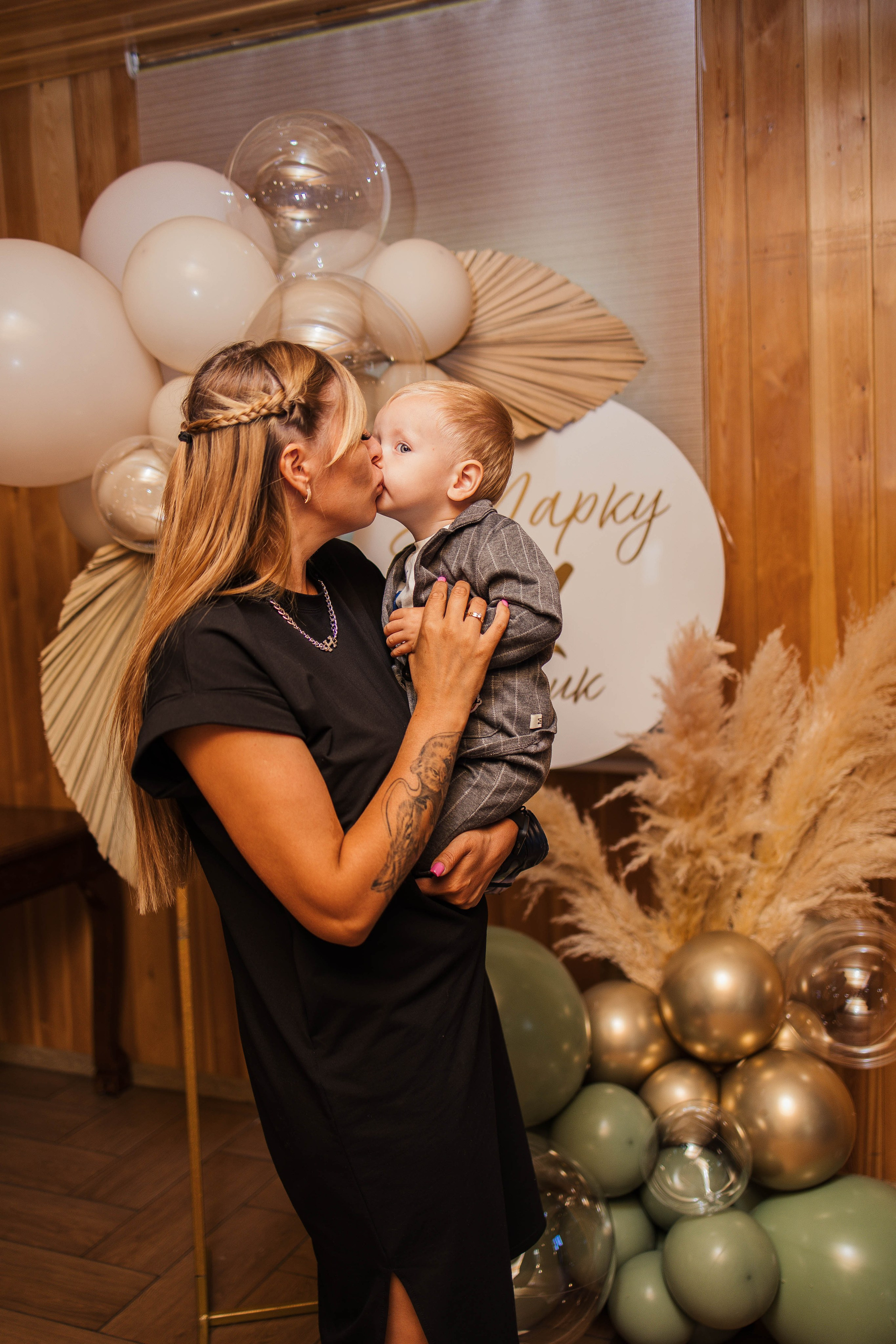 Марку годик. Главная