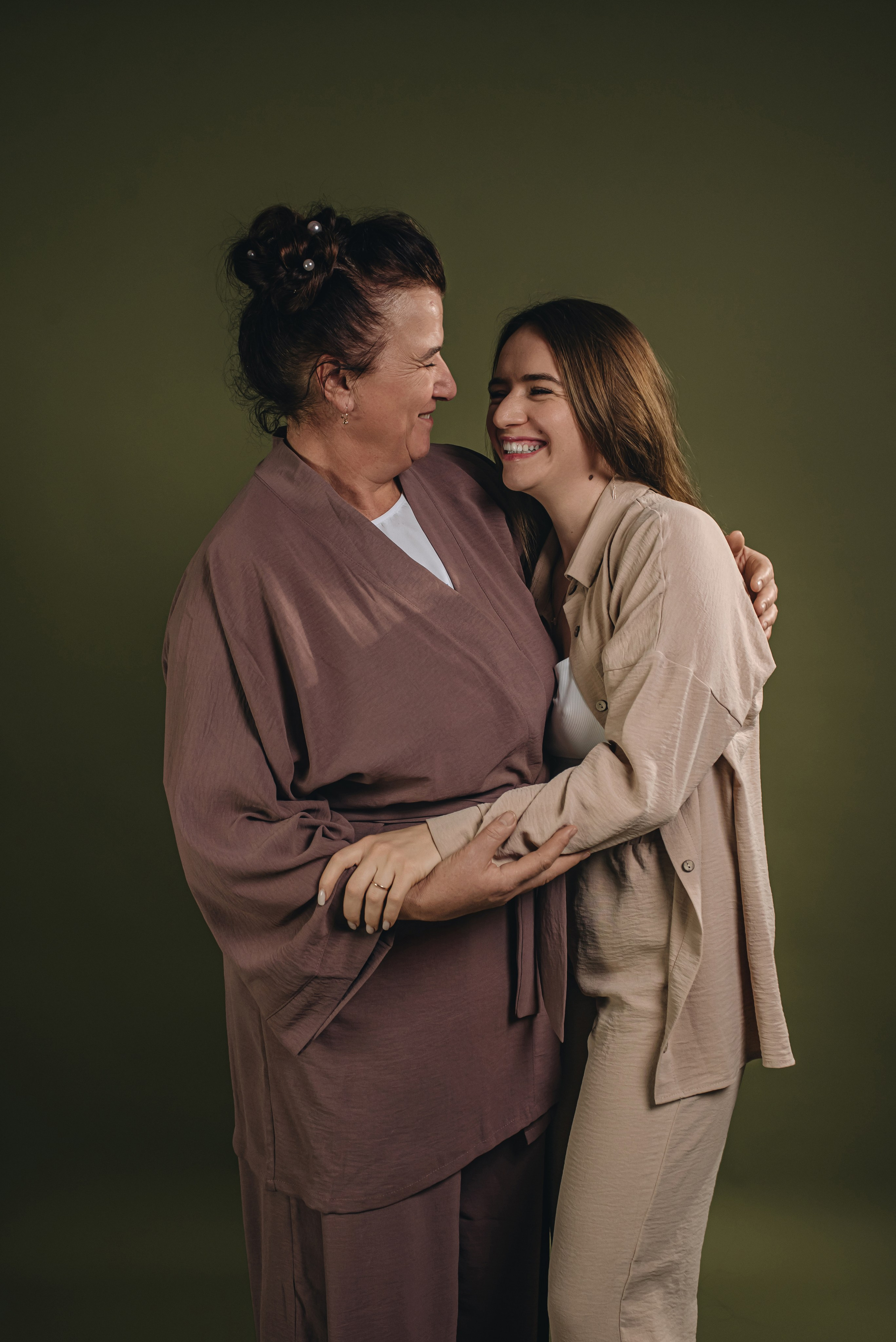 Семейная фисташковая