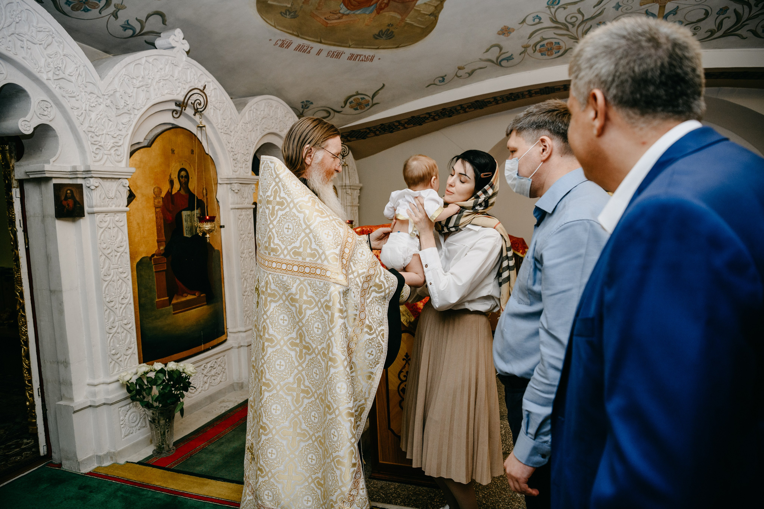 Крещение Александра. Фотограф на выписку из роддома в Москве и МО