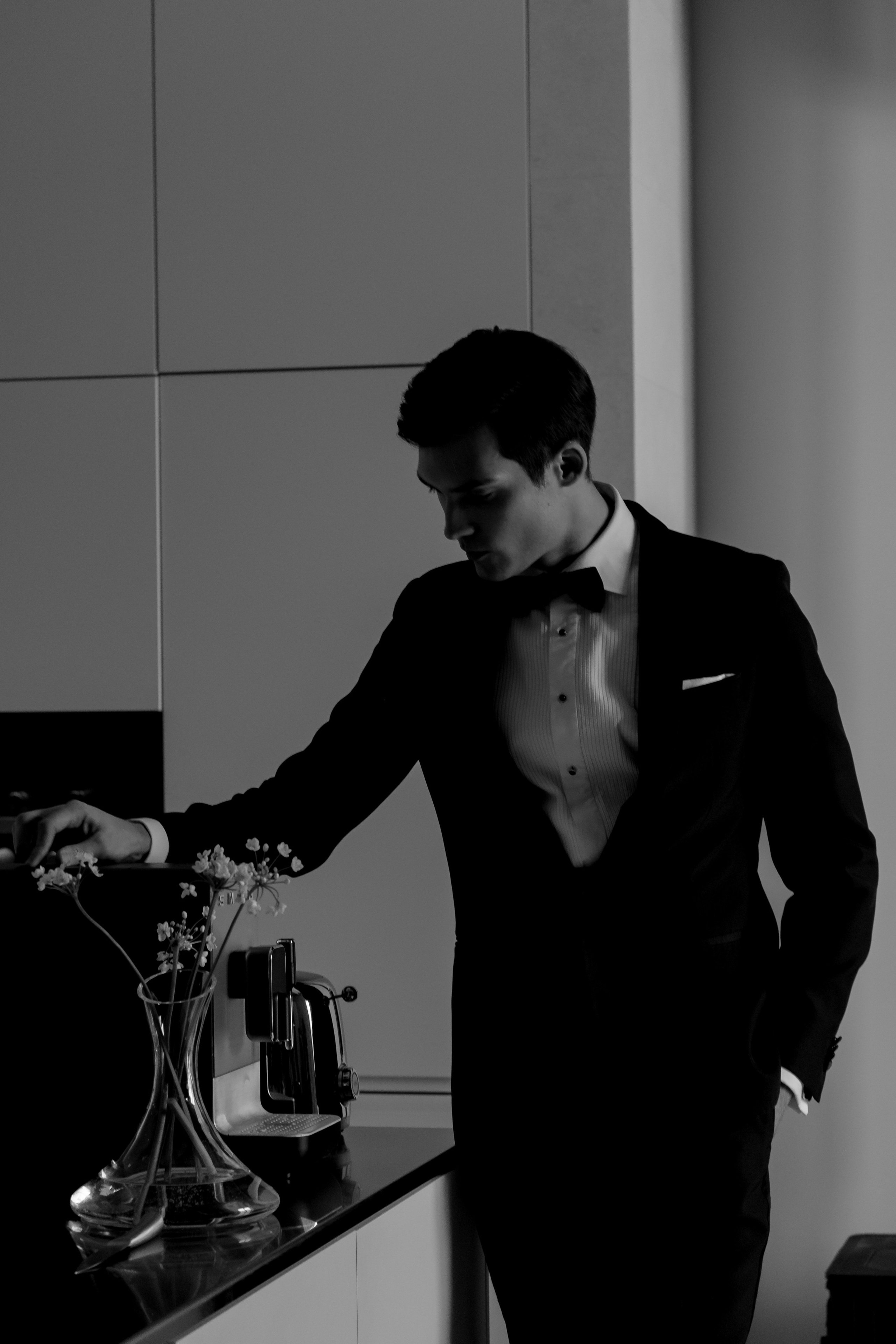 ЭЛЕГАНТНАЯ СВАДБЕНАЯ СЬЕМКА ЖЕНИХА И НЕВЕСТЫ В ДОРОГОМ ОТЕЛЕ САНКТ-ПЕТЕРБУРГА. Профессиональный фотограф, Санкт-Петербург — Виктория Богомолова