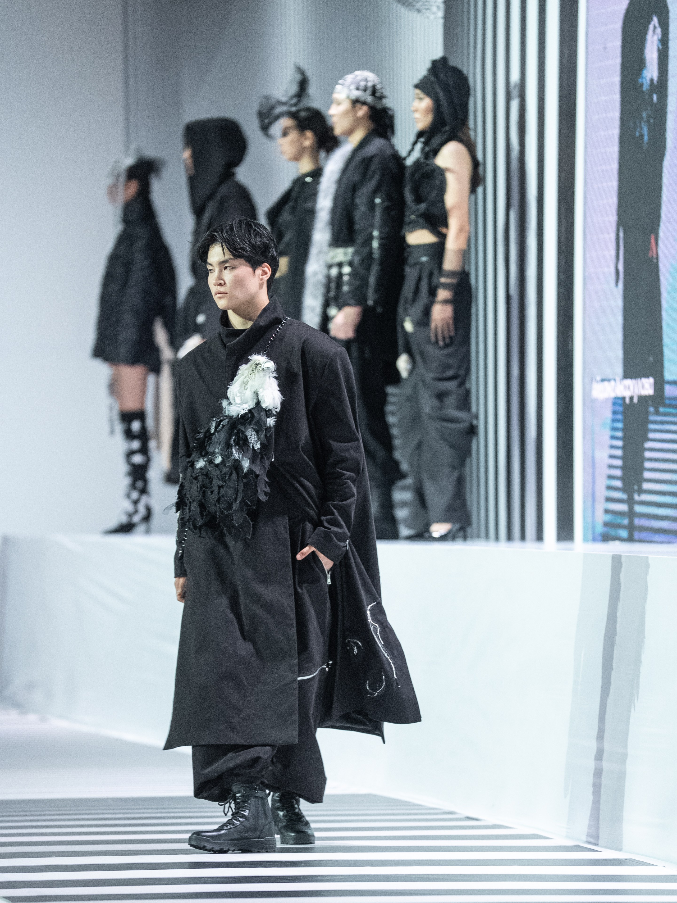 New Generation-OPEN WAY. Сайт Алматинского НЮ АРТ, будуар и фэшн фотографа Дениса Карпенко