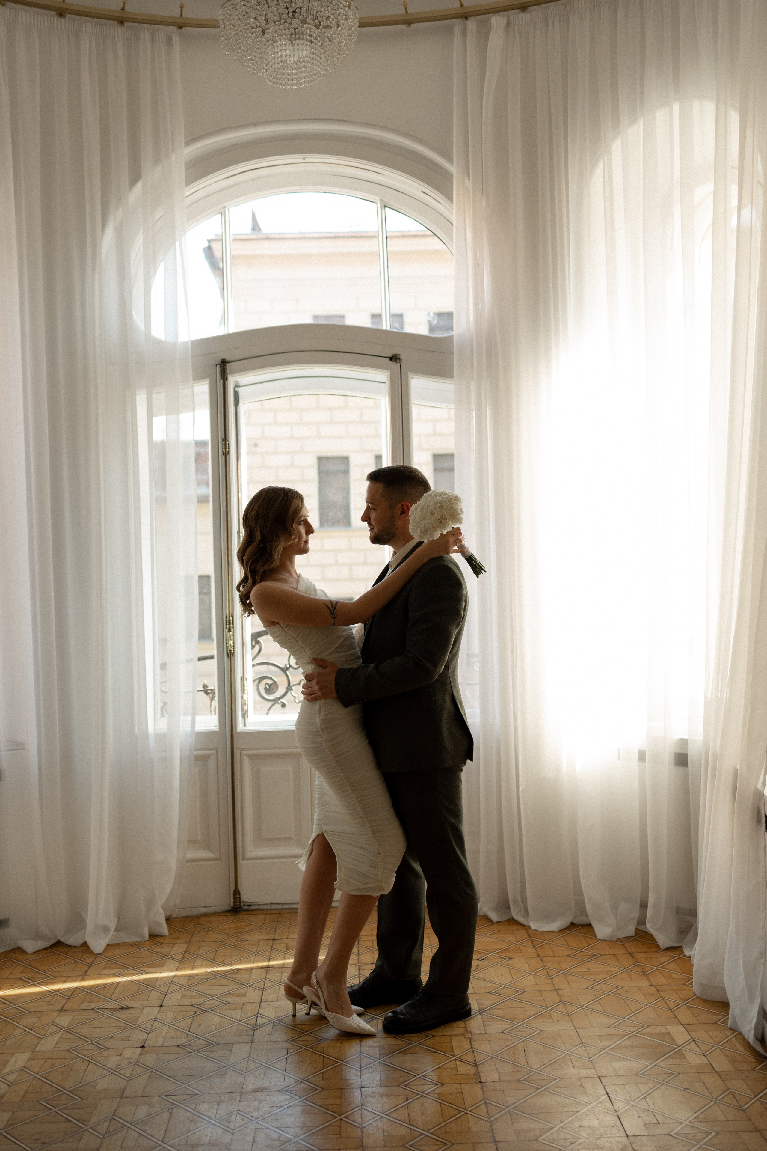 Свадебная фотосессия в студии/отеле. Фотограф в Санкт-Петербурге Шевченко Наталья