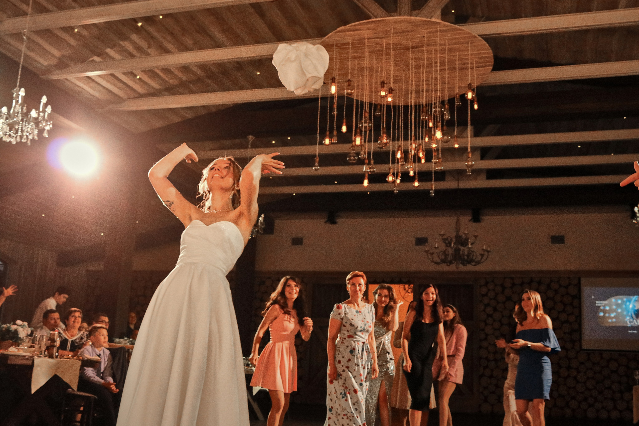 Кавказ и ананас. Свадебный фотограф Анастасия Лахтионова