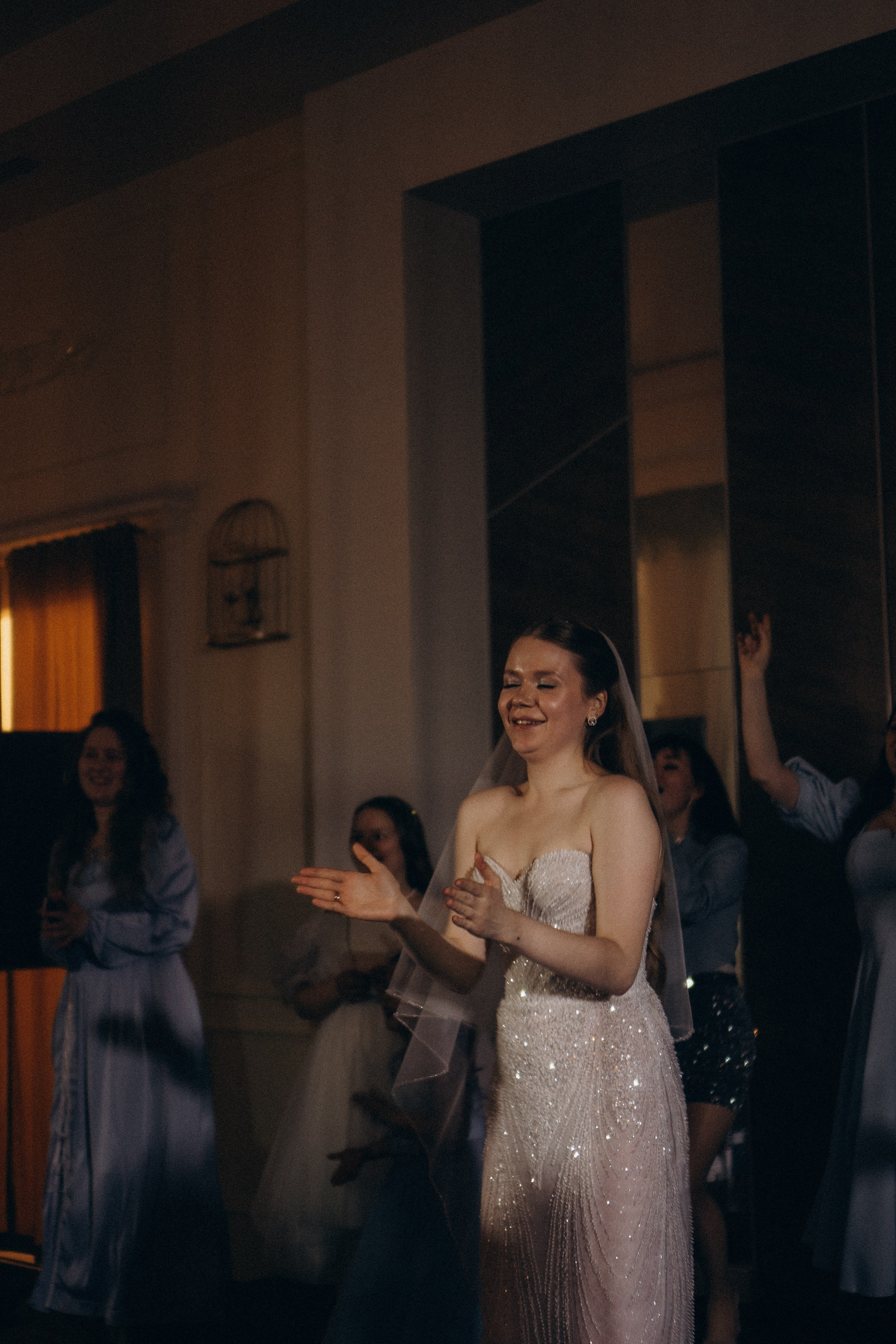 СЬЕМКА СВАДЕБНОГО БАНКЕТА (СНЯТО В СИБИРЕ В НИЖНЕВАРТОВСКЕ). Профессиональный фотограф, Санкт-Петербург — Виктория Богомолова