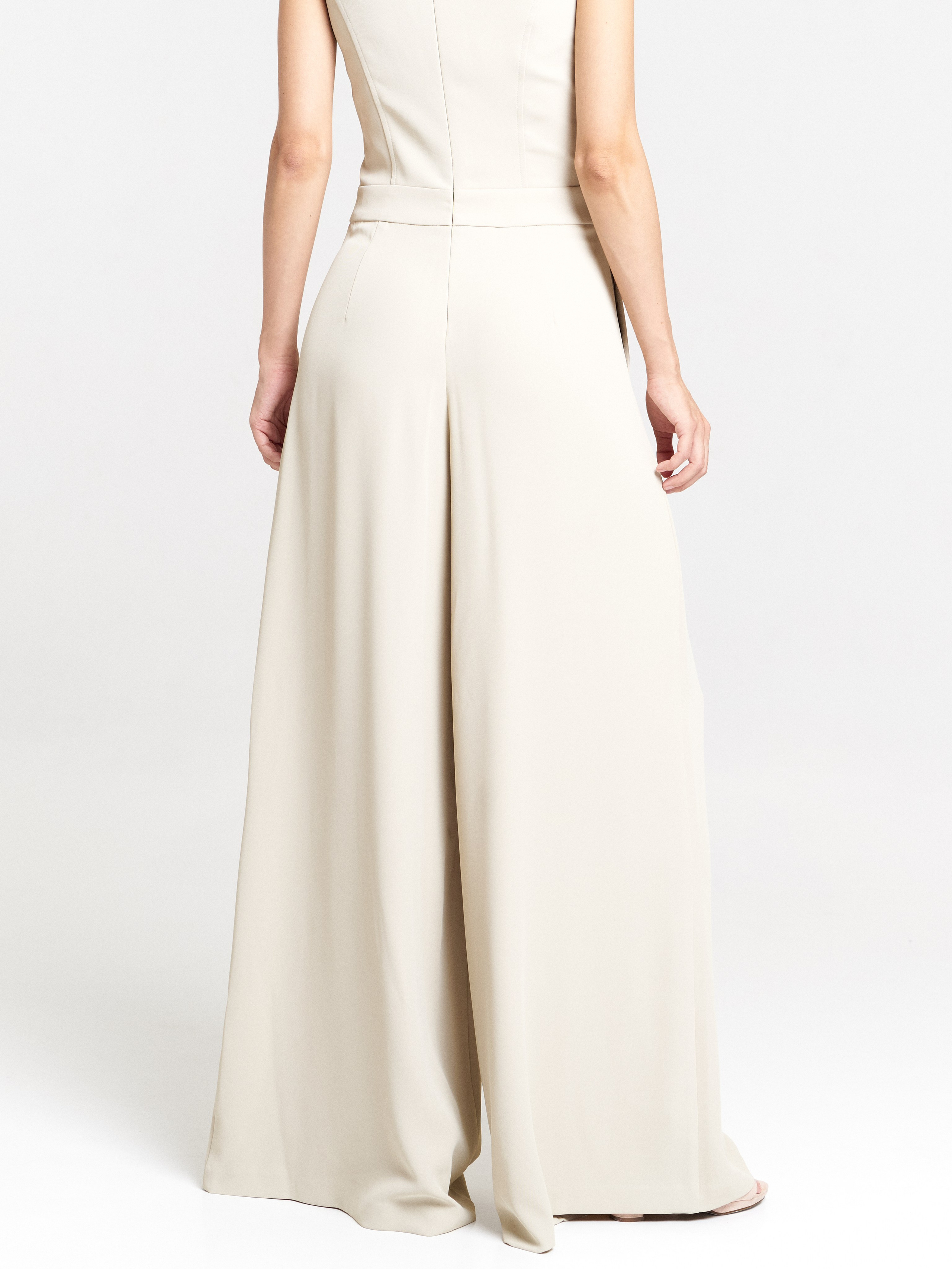 KATALOG. Съёмка для брендов одежды и маркетплейсов в Санкт-Петербурге