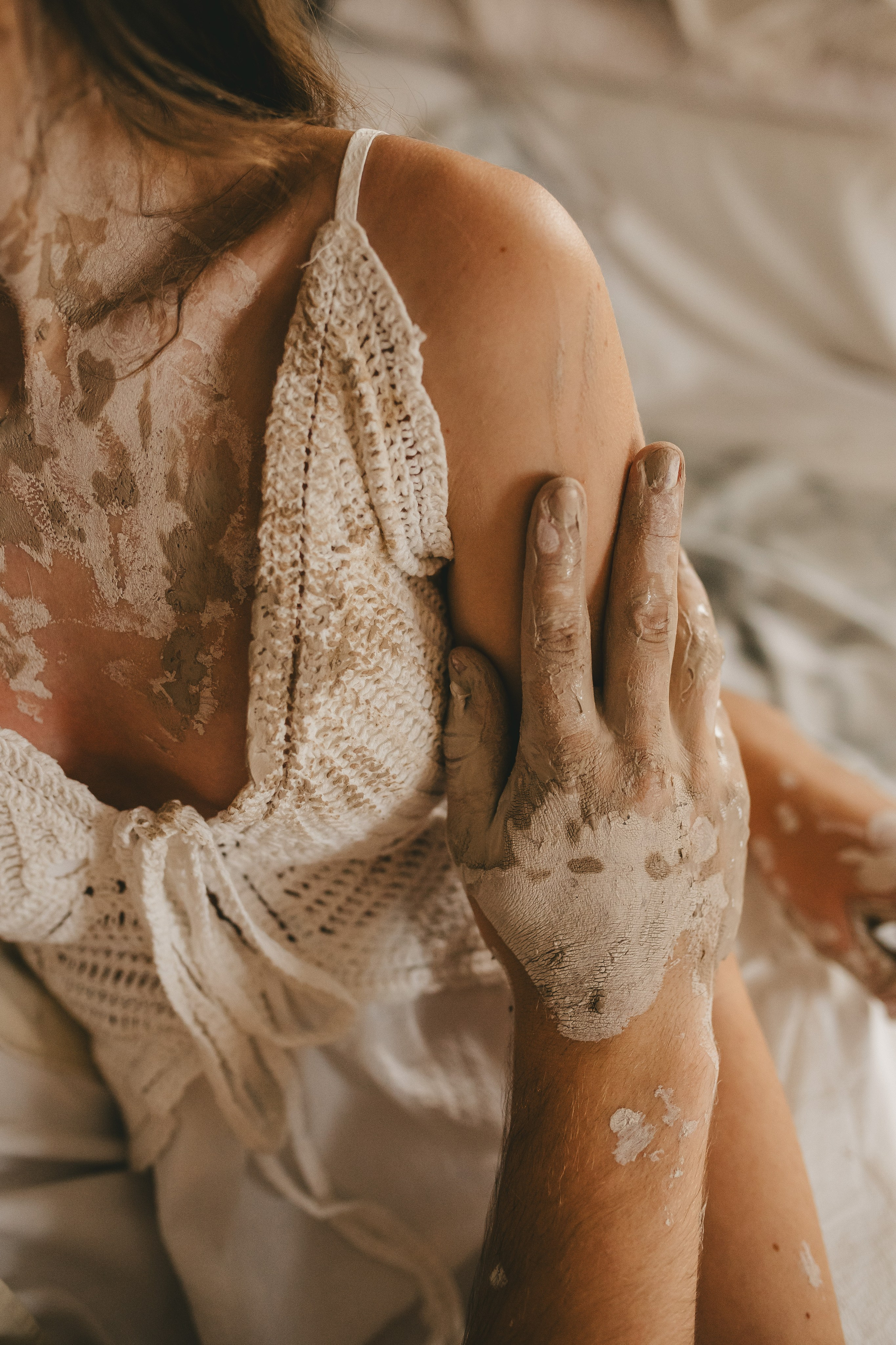 Дима и Даша в гончарной мастерской. Семейный lifestyle фотограф в Санкт-Петербурге Людмила Пахомова