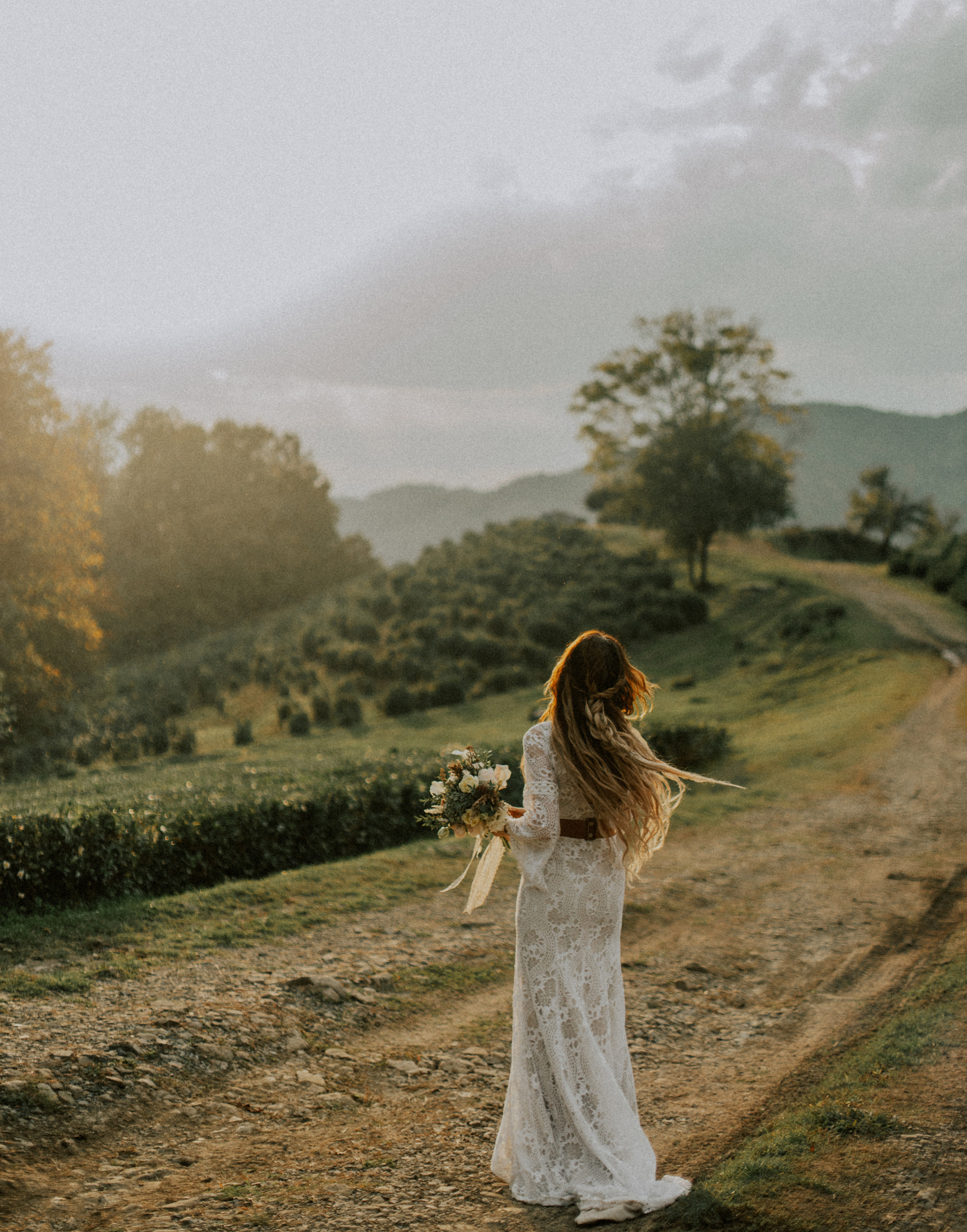 Дима и Аня. Чайная плантация. ФОТОГРАФ Екатеринбург Москва Анастасия Замесина