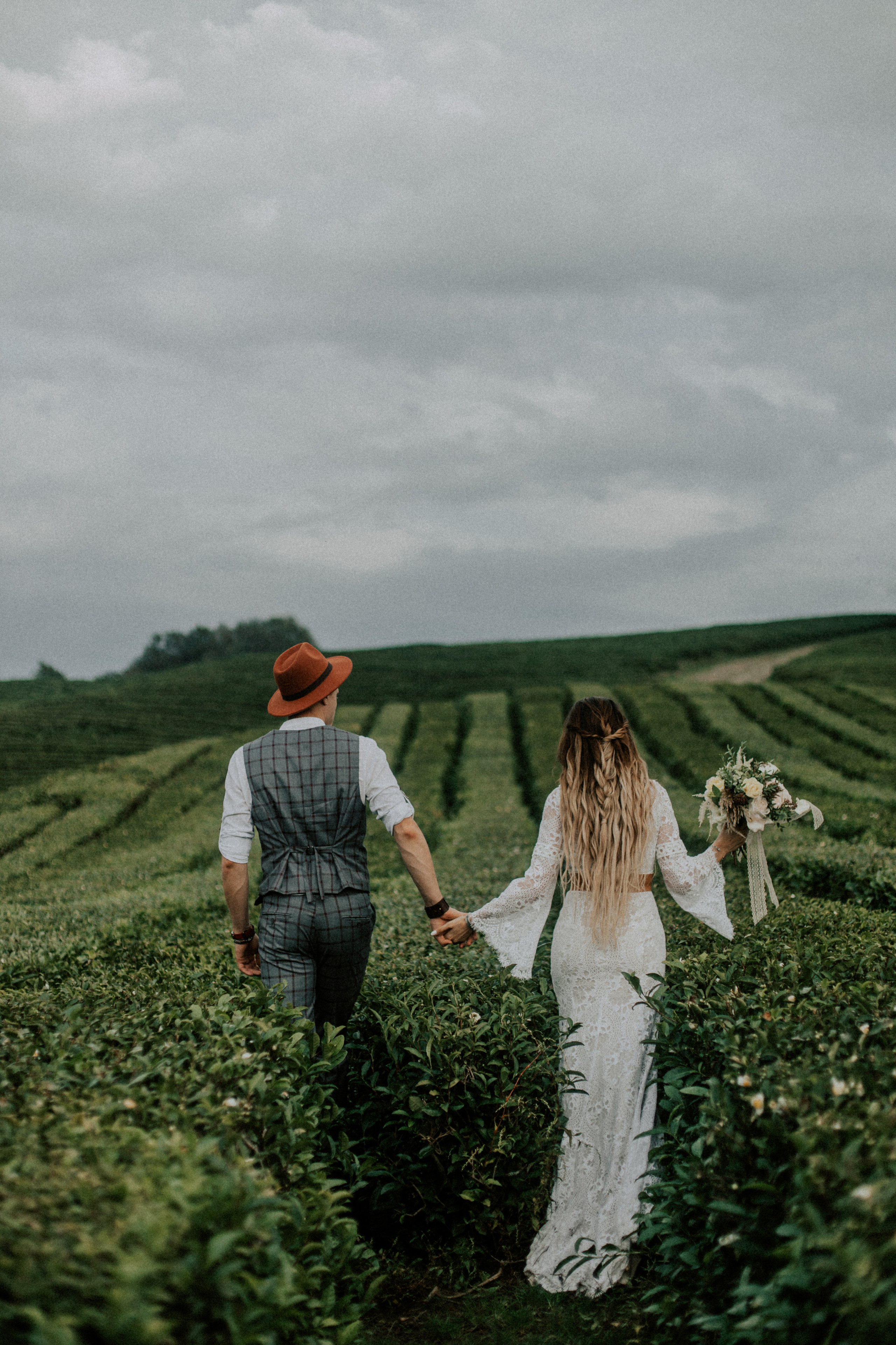 Дима и Аня. Чайная плантация. ФОТОГРАФ Екатеринбург Москва Анастасия Замесина