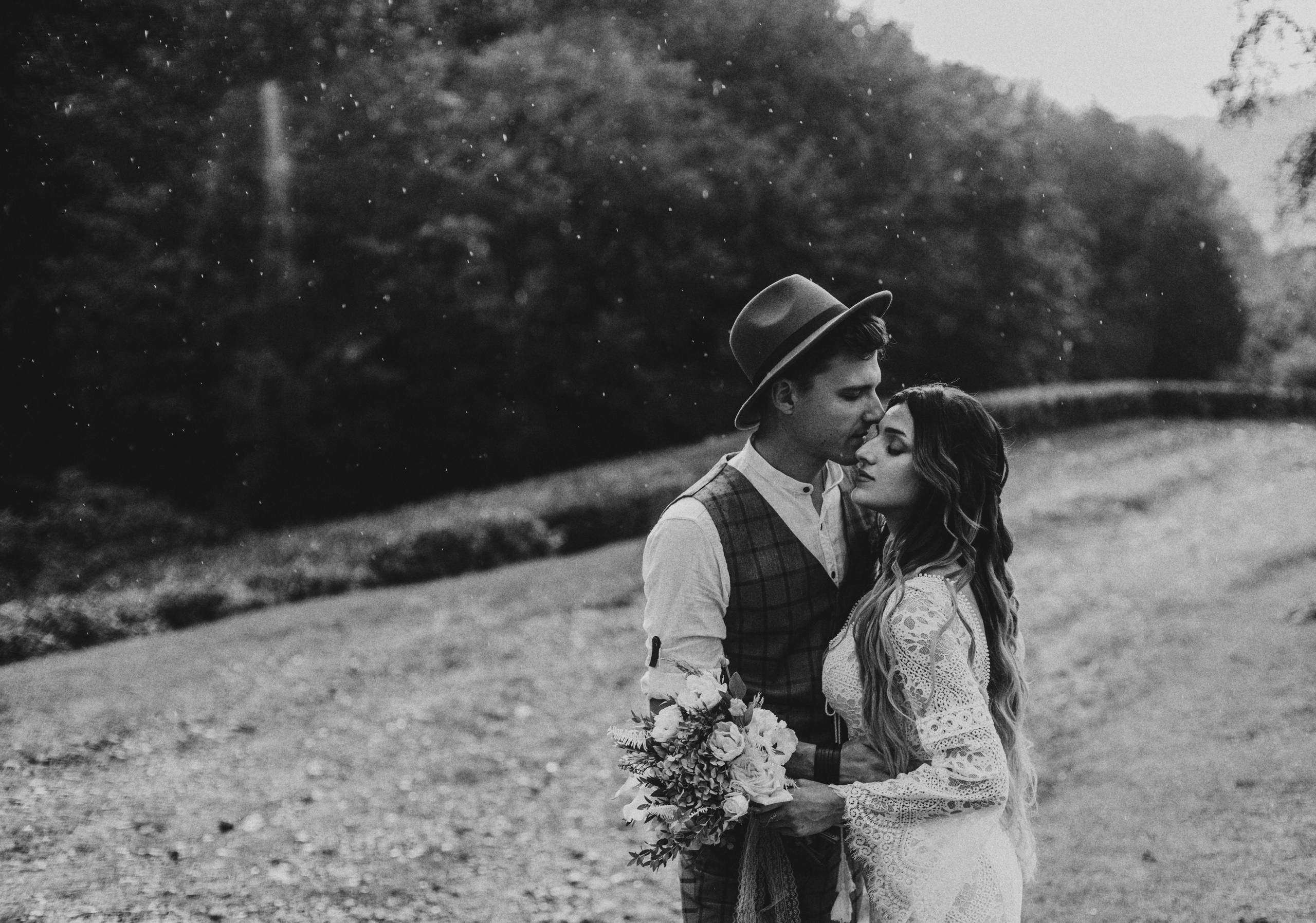 Дима и Аня. Чайная плантация. ФОТОГРАФ Екатеринбург Москва Анастасия Замесина