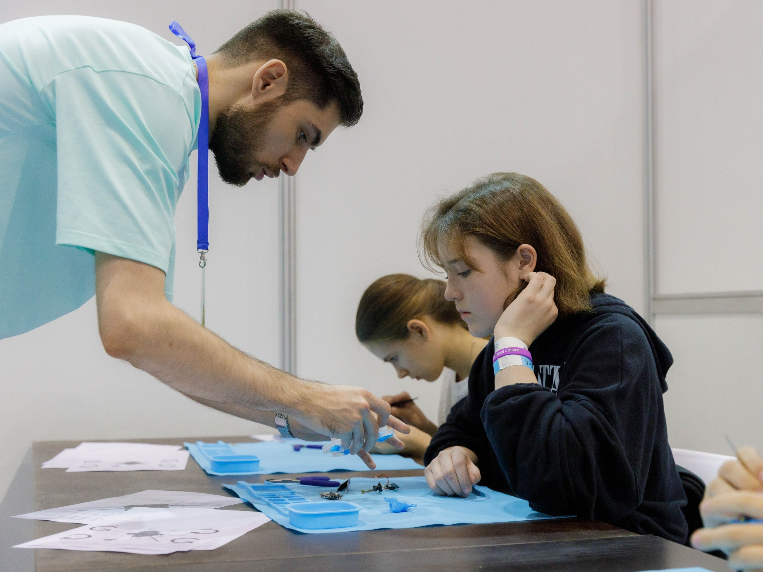 Фестиваль беспилотных авиационных систем «Дотянуться до неба». Экспоцентр. Репортажный фотограф в Новосибирске Алена Помазунова