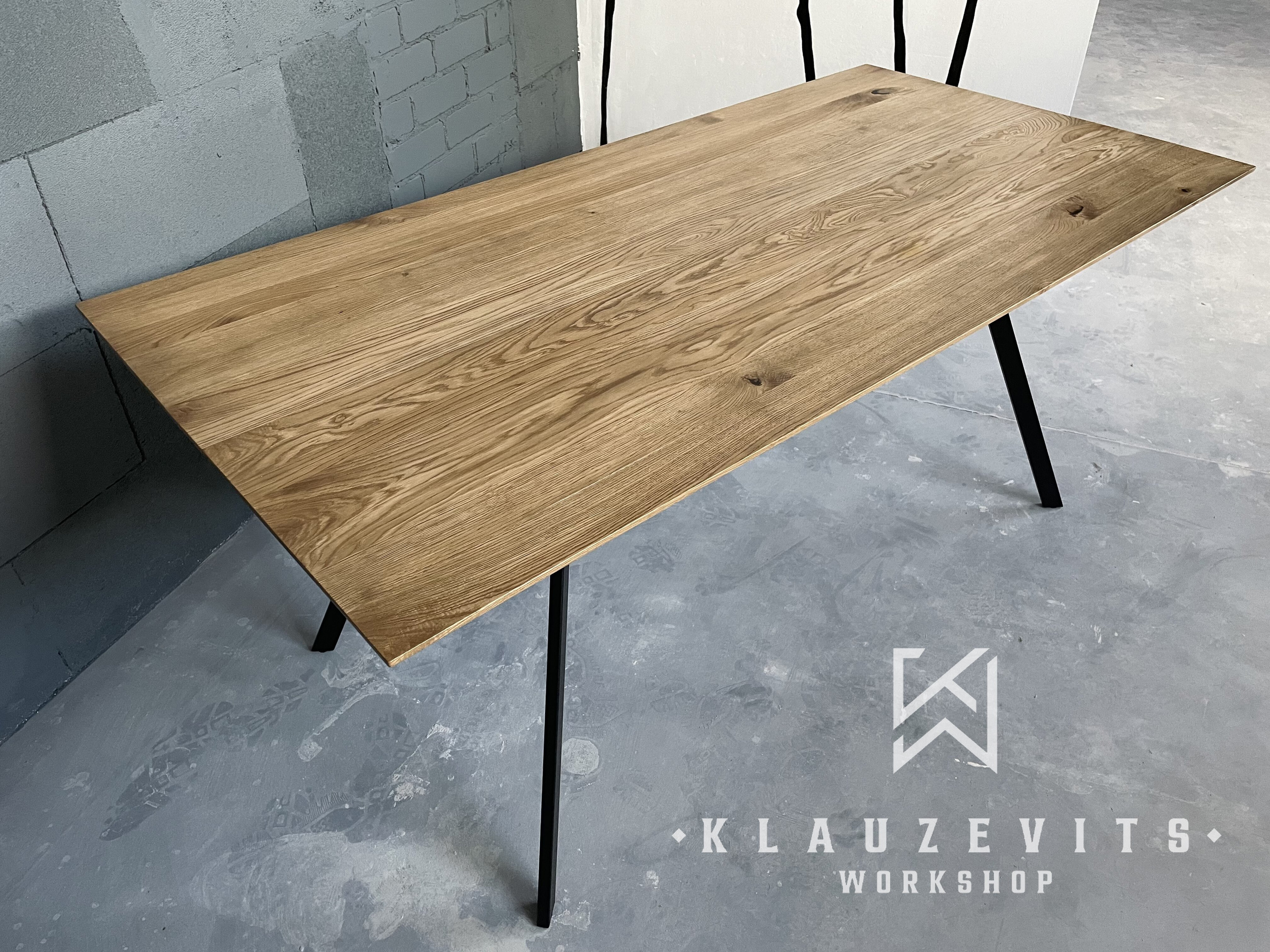 Обеденные столы. Klauzevits Workshop