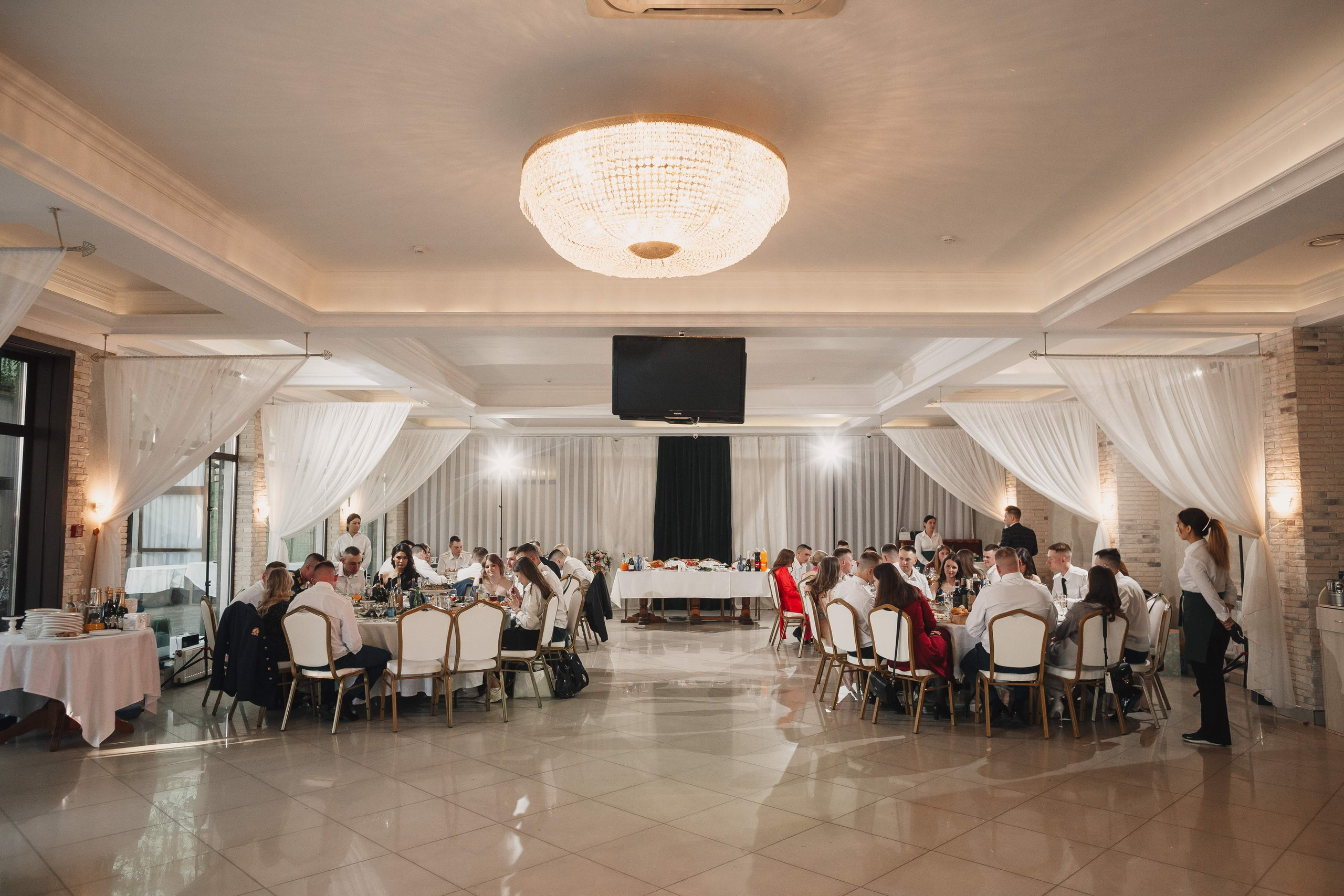 Банкет офицеров выпускников академии связи. Свадебный фотограф Игорь Брундасов 8PHOTO на свадьбу венчание загс СПб