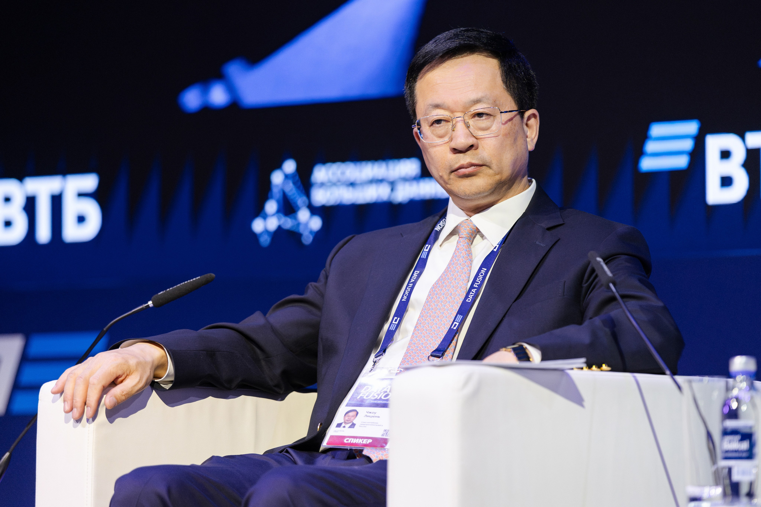 Data Fusion. Свадебный репортажный фотограф в Москве