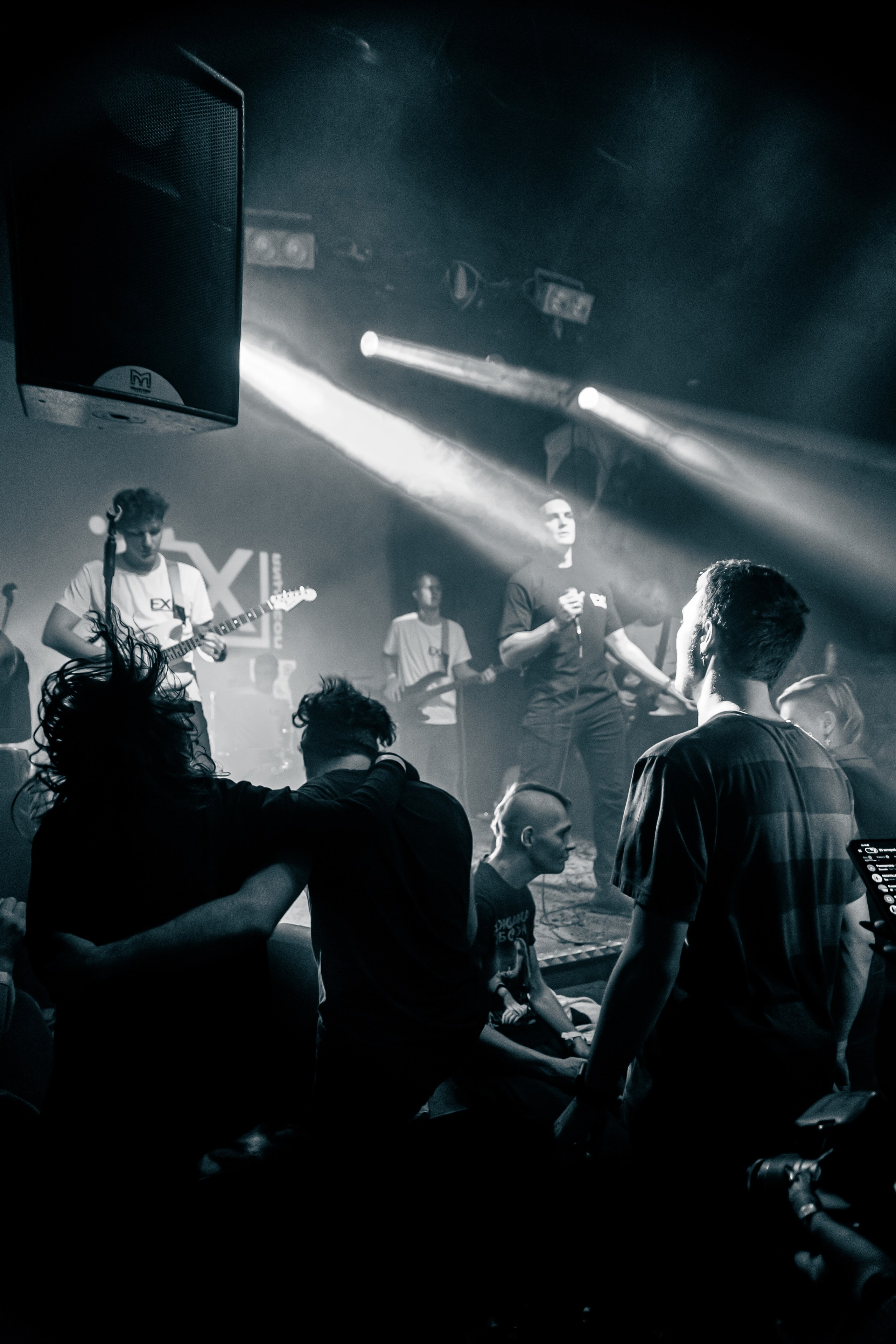 Ex-позиция. Рок-ёлка, клуб-галерея Эрмитаж. 21.12.2024. Фотограф Регина Крикунова г. Красноярск