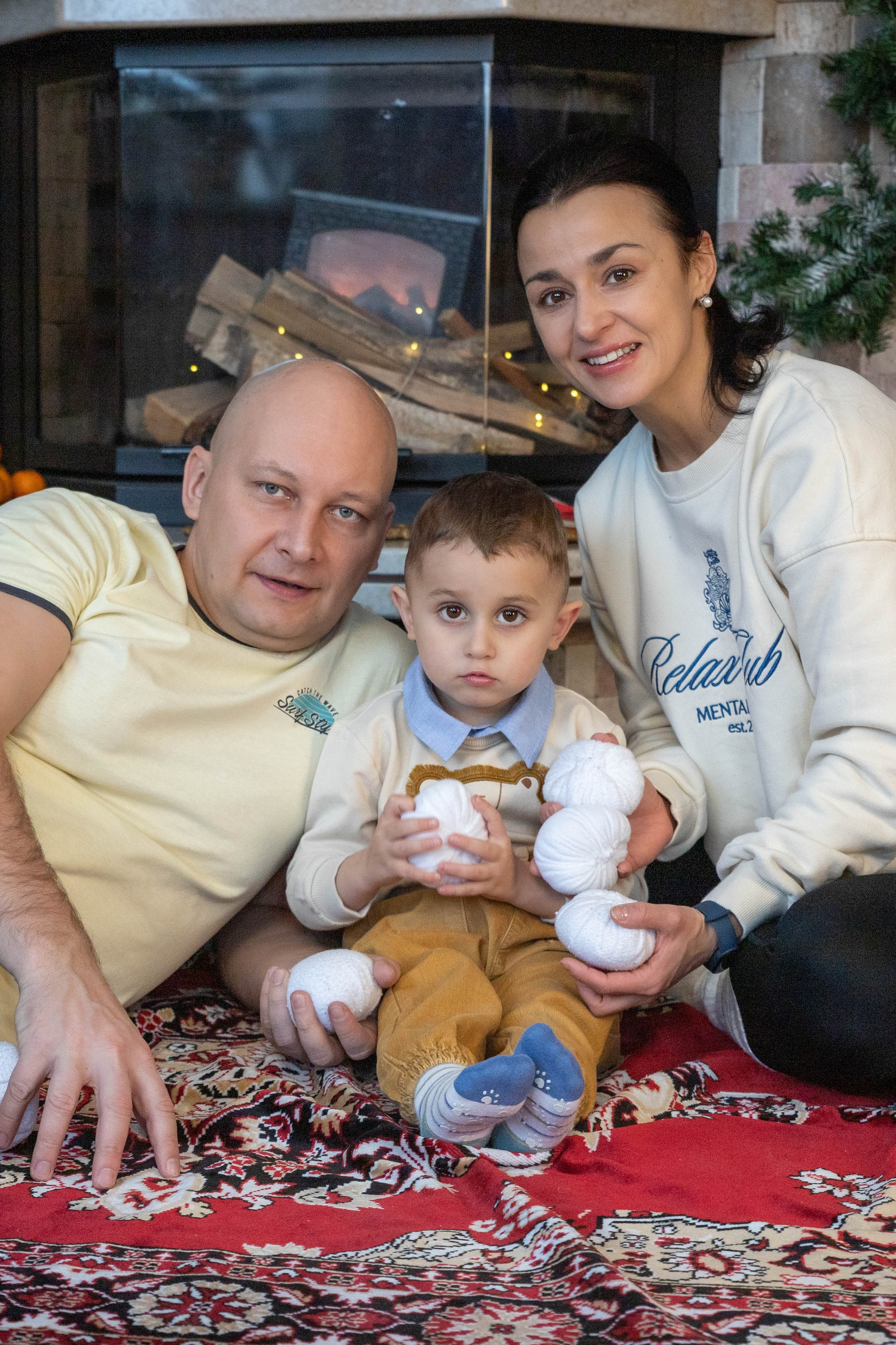 Новогодняя. Дёма и родители. Фотограф Лапочкина Татьяна