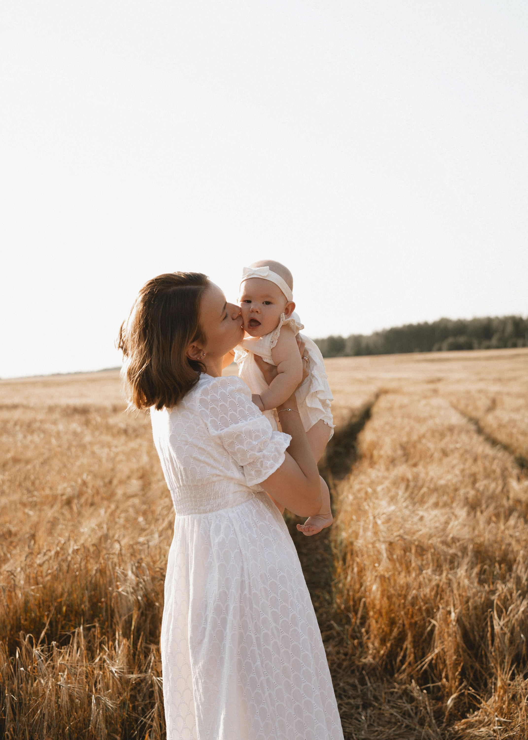 ВАРЯ. Женский портрет