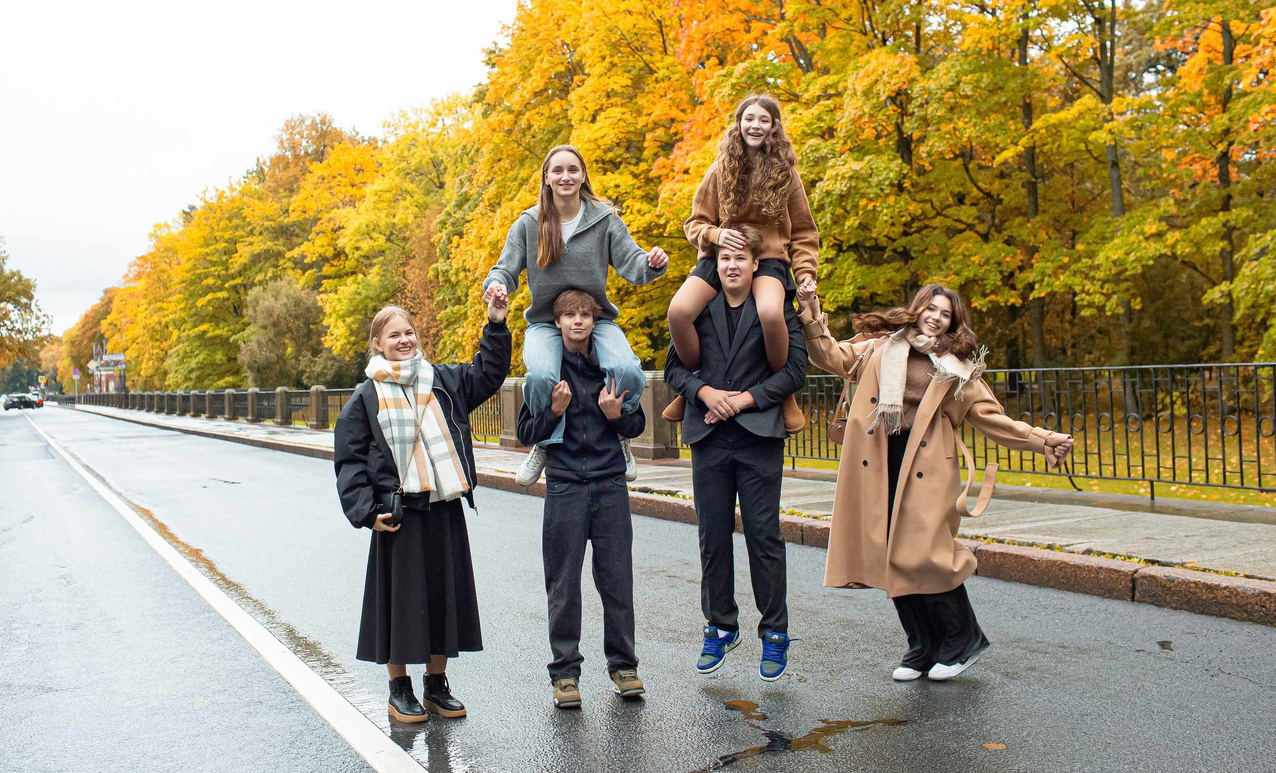 Осень. Старшая школа. Свадебный, семейный, детский фотограф в Санкт-Петербурге