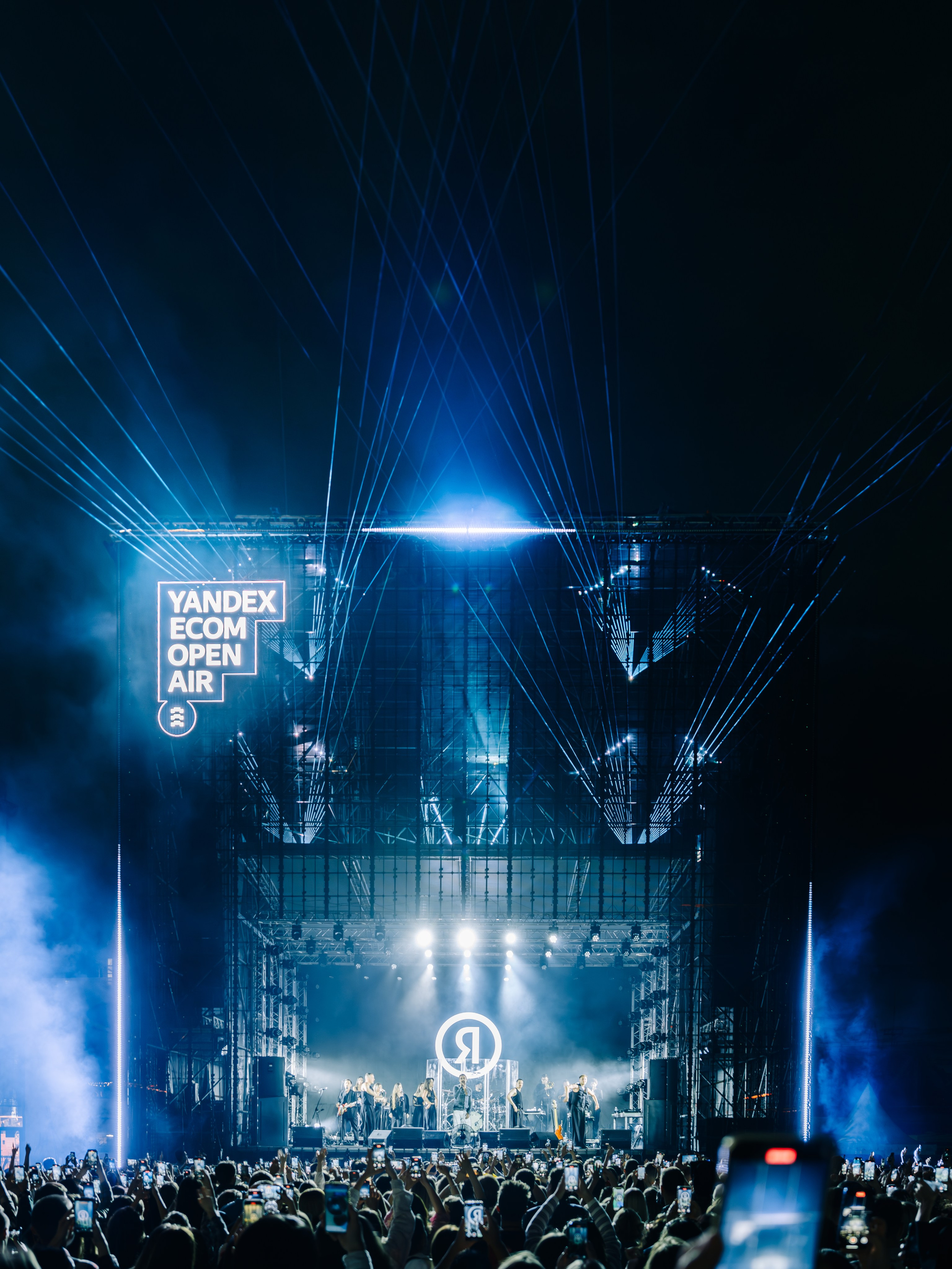 YANDEX ECOM STAGE, FORMATE. @tomrus: Рустам Шагиморданов — фотограф