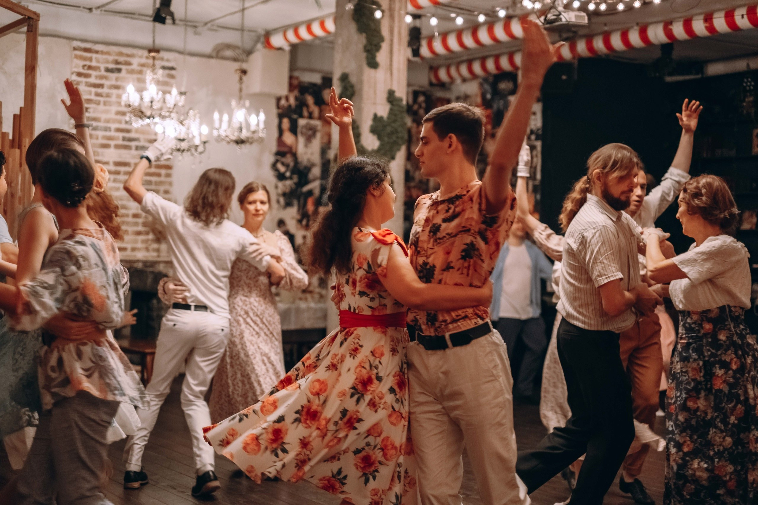 «Один день лета» — оформление танцевального вечера. Динара Байгельдина — Графический дизайнер и художник-иллюстратор