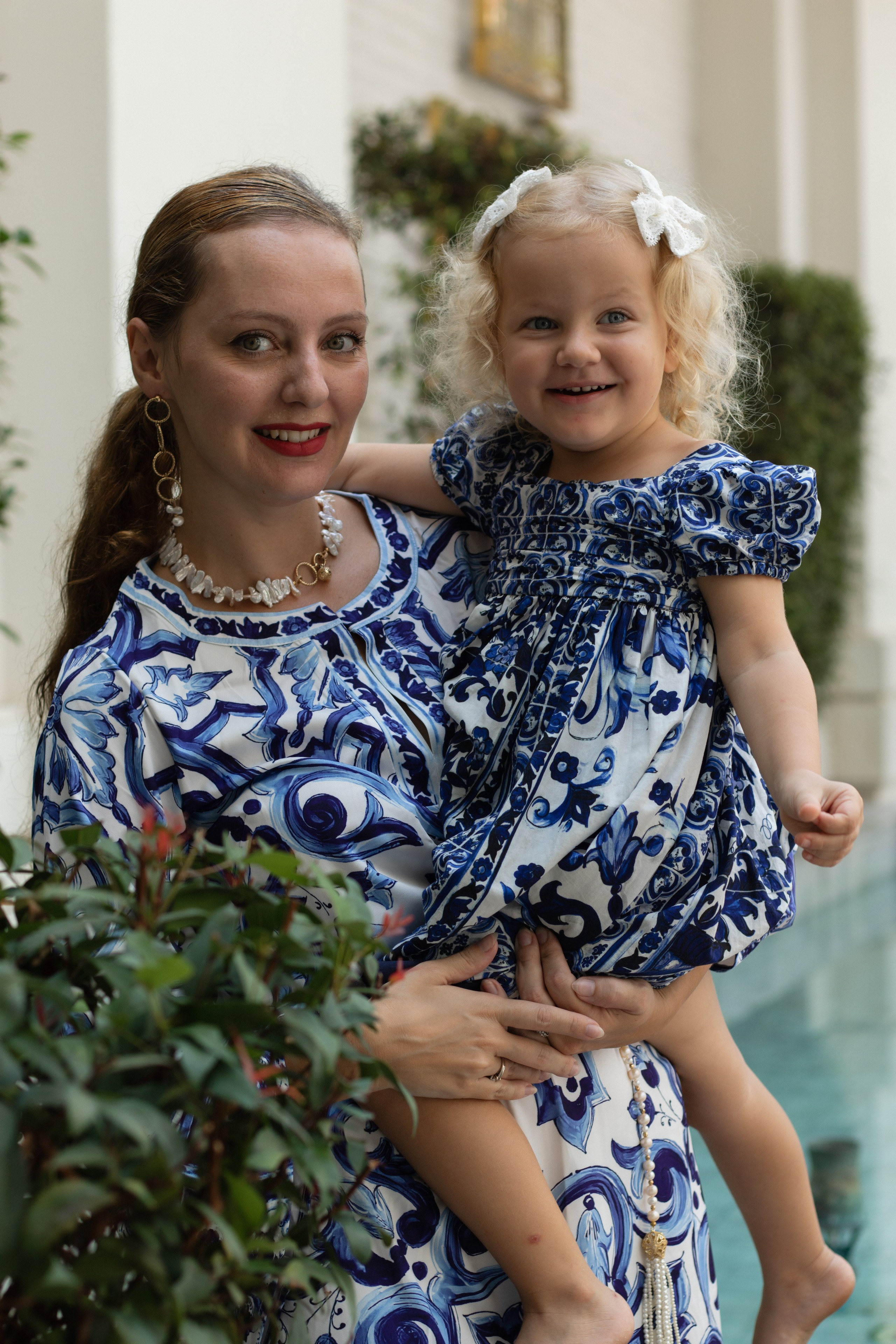 Maria and Anna. Portrait photographer in Thailand