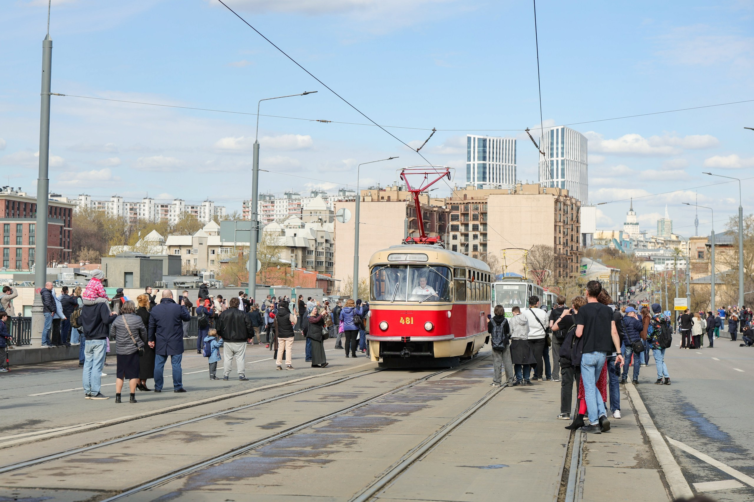 Парад трамваев. Репортажный, архитектурный, театральный и файн-арт фотограф Лена Мельникова в Москве