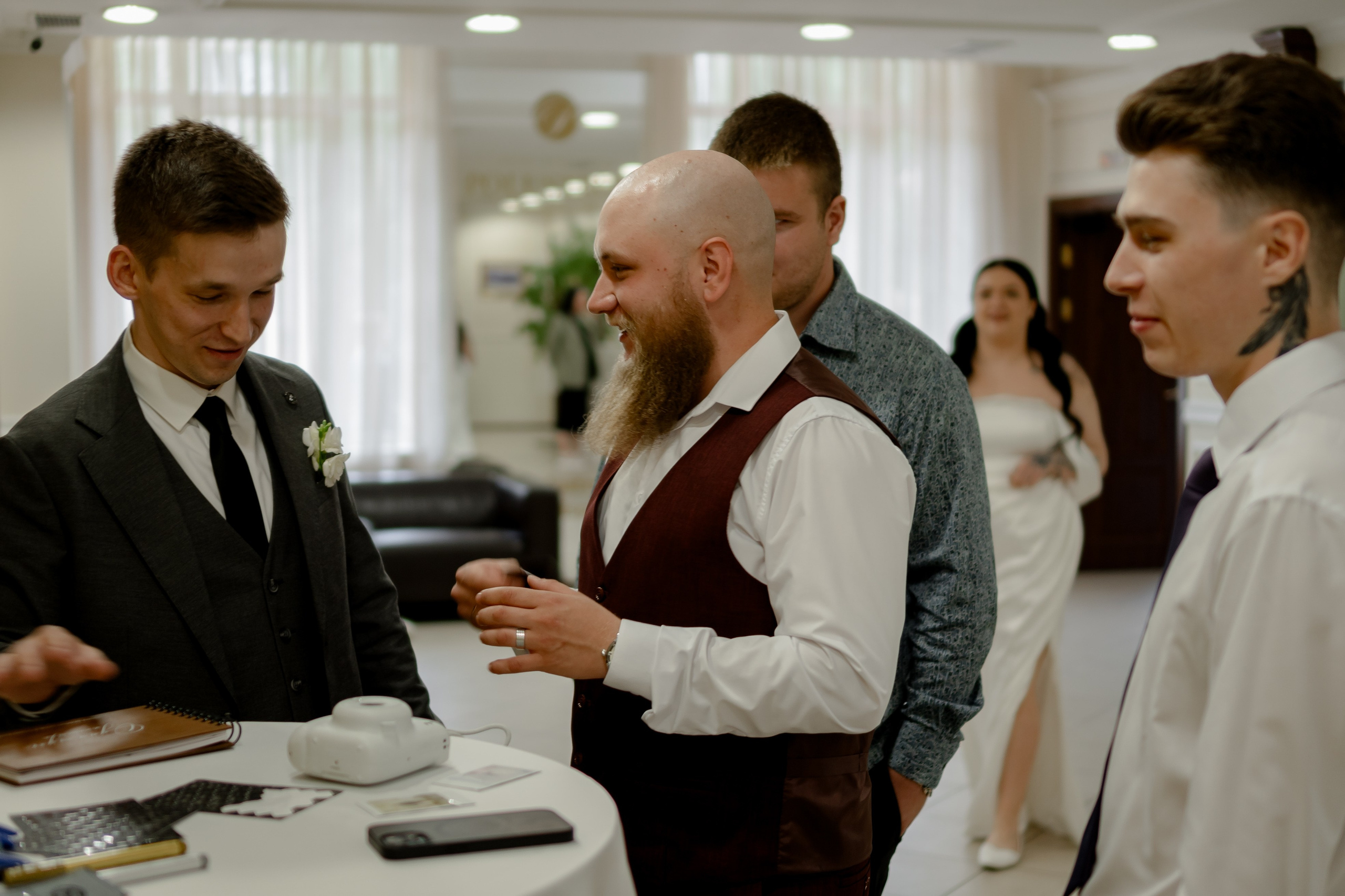 СВАДЕБНАЯ СЬЕМКА В ЗАГСЕ И БАНКЕТ. Профессиональный фотограф, Санкт-Петербург — Виктория Богомолова