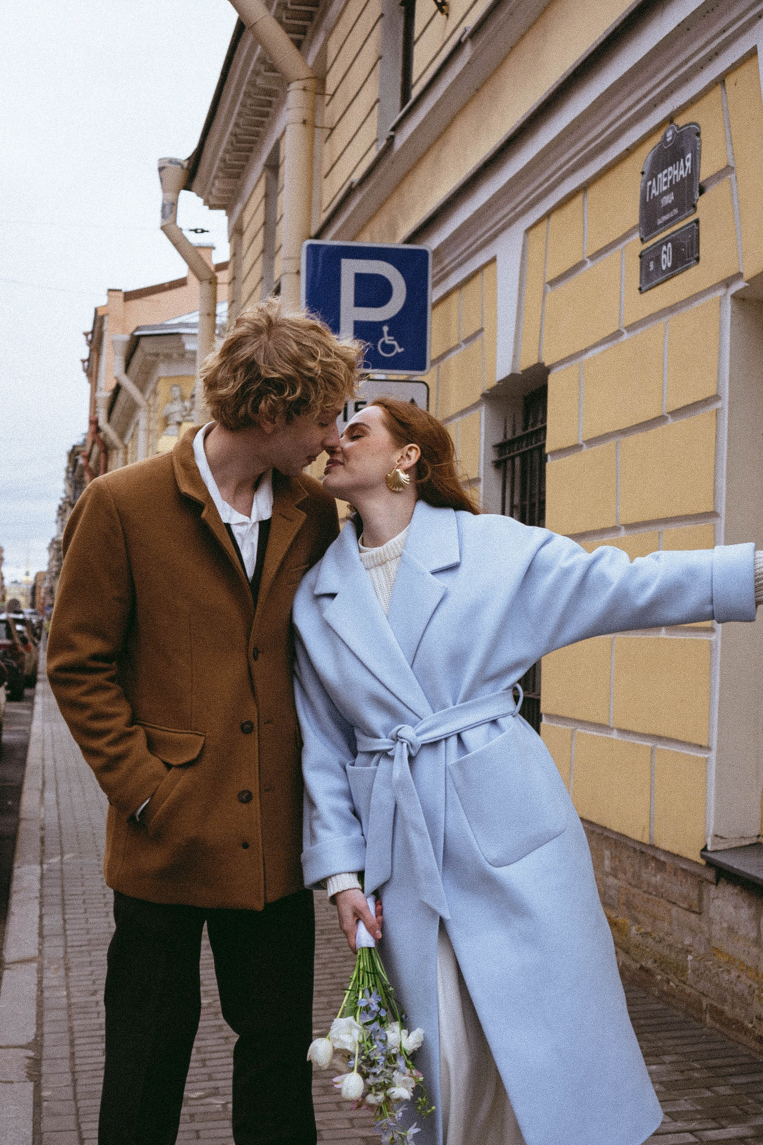 СВАДЕБНАЯ ПРОГУЛКА ПО ПЕТРОГРАДКЕ ВЕСНОЙ (ФОТОСЕССИИЯ ПАРЫ СВАДЕБНАЯ). Профессиональный фотограф, Санкт-Петербург — Виктория Богомолова