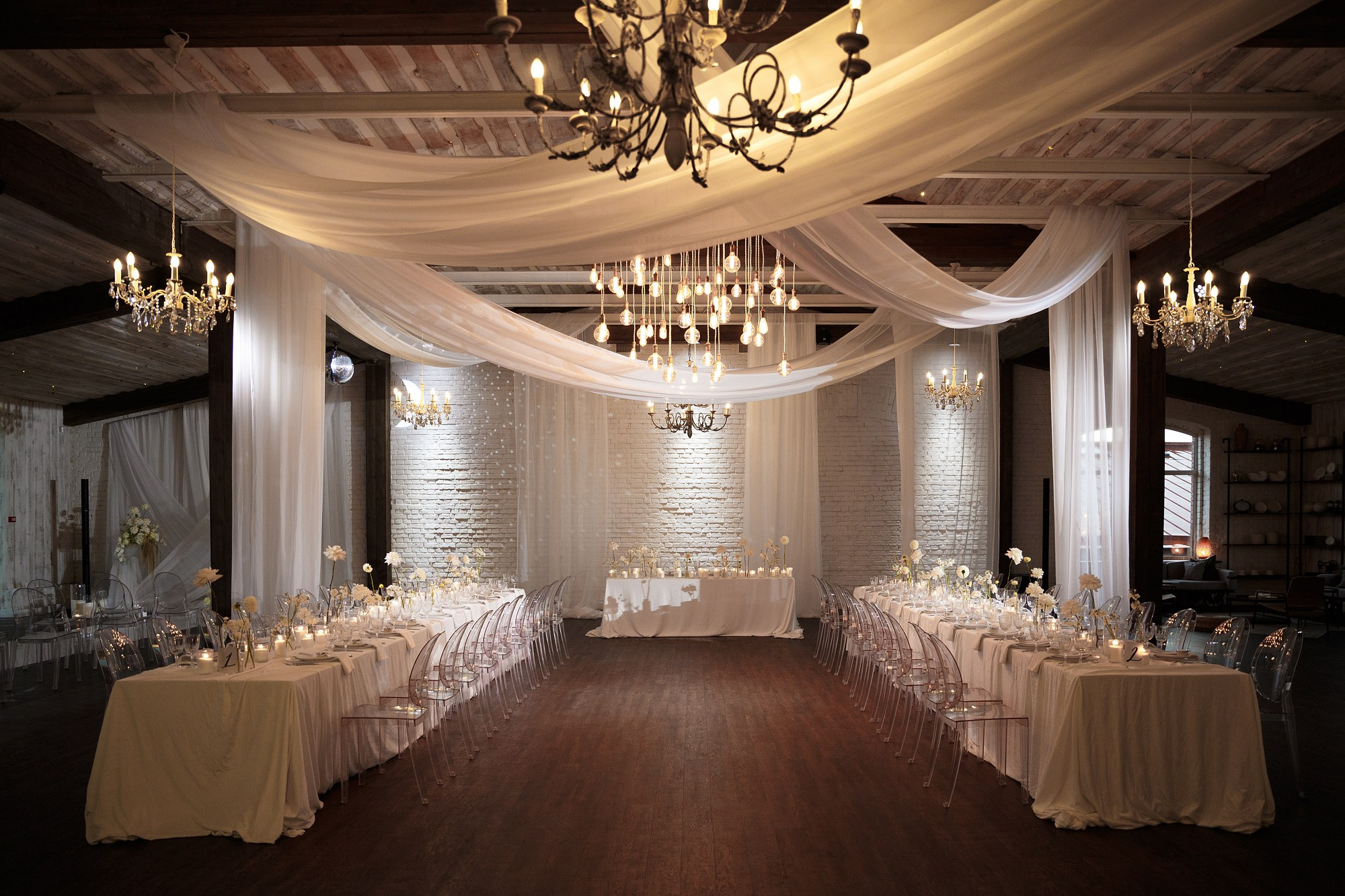 Весенний ЛОФТ на Крыше. Свадебный фотограф в Санкт-Петербурге Наталья Вендт