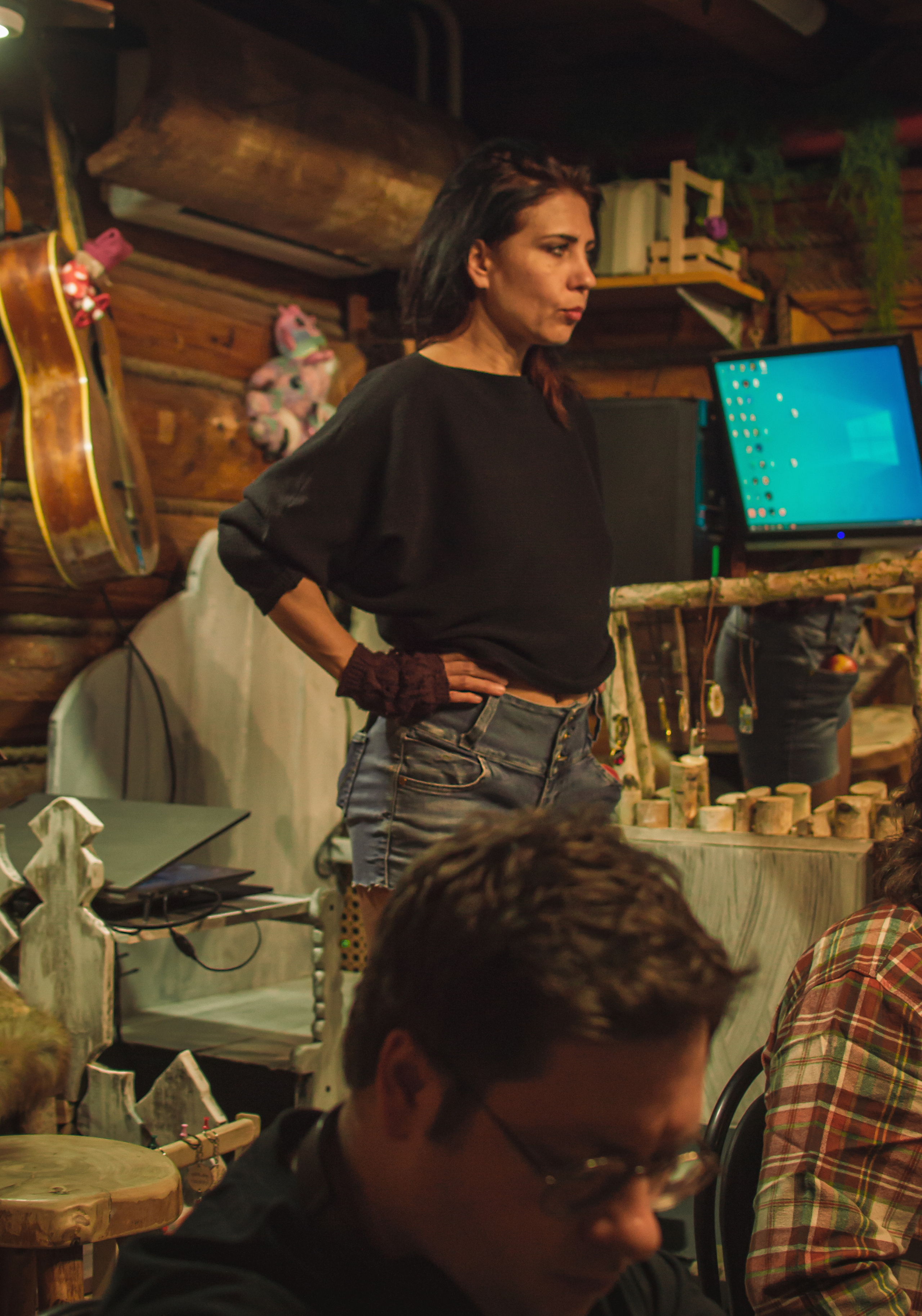 Концерт в Арт-избе у Лиса. Предметный и контентный фотограф в Москве и Зеленограде Анастасиевская