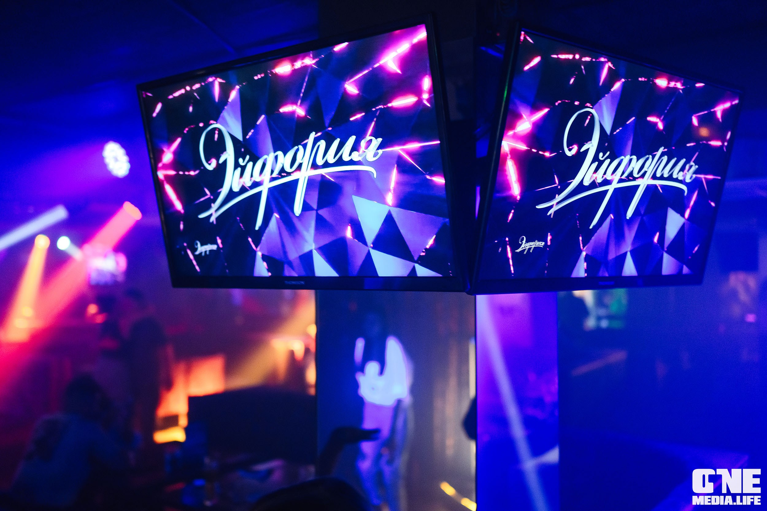 Фоторепортаж из караоке-клуба Эйфория. One Media Life: фоторепортажи, фотоотчеты с мероприятий и заведений