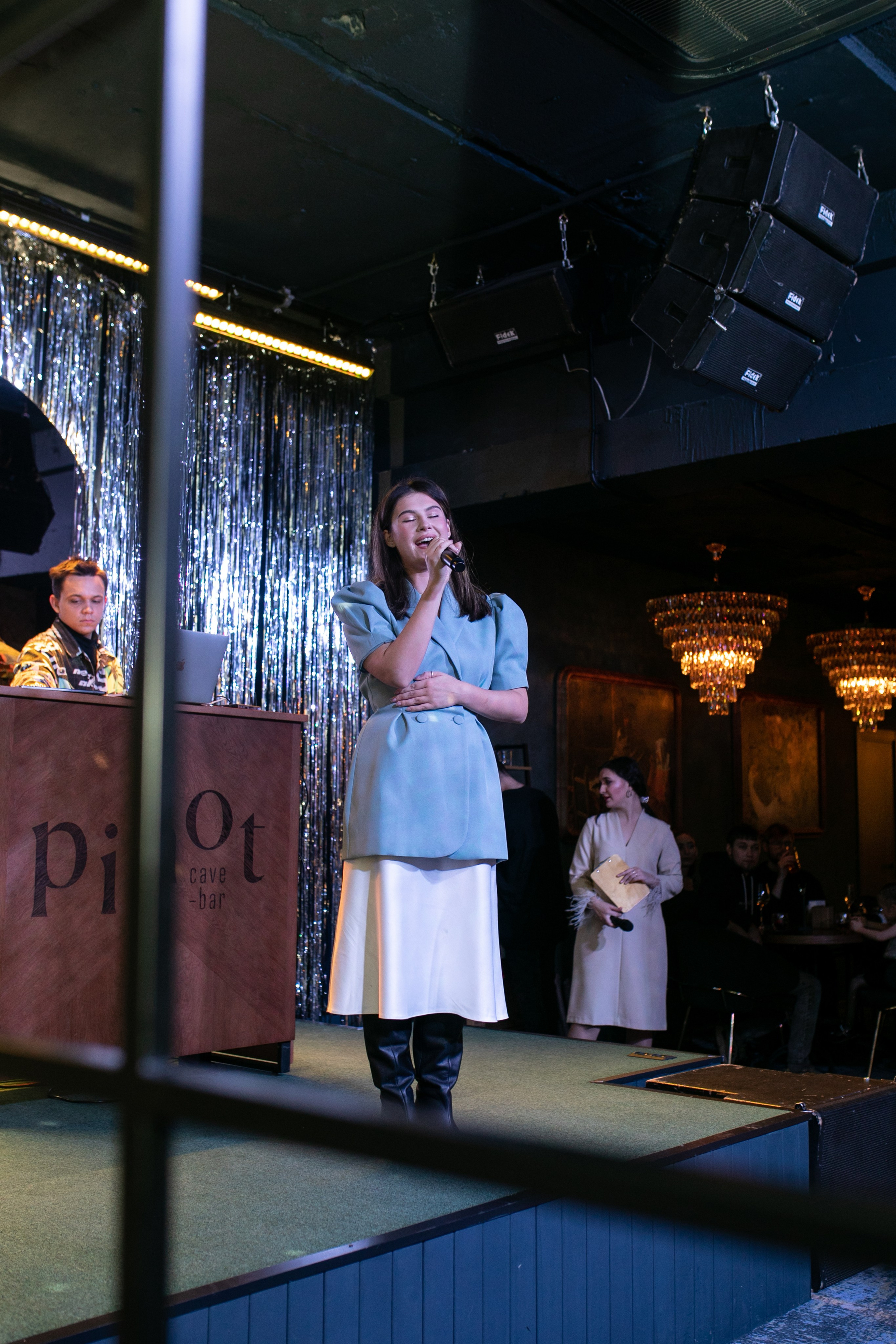 Pinot отчетный концерт Ирины Кюлян. Фотограф в Новосибирске Ася Зверева