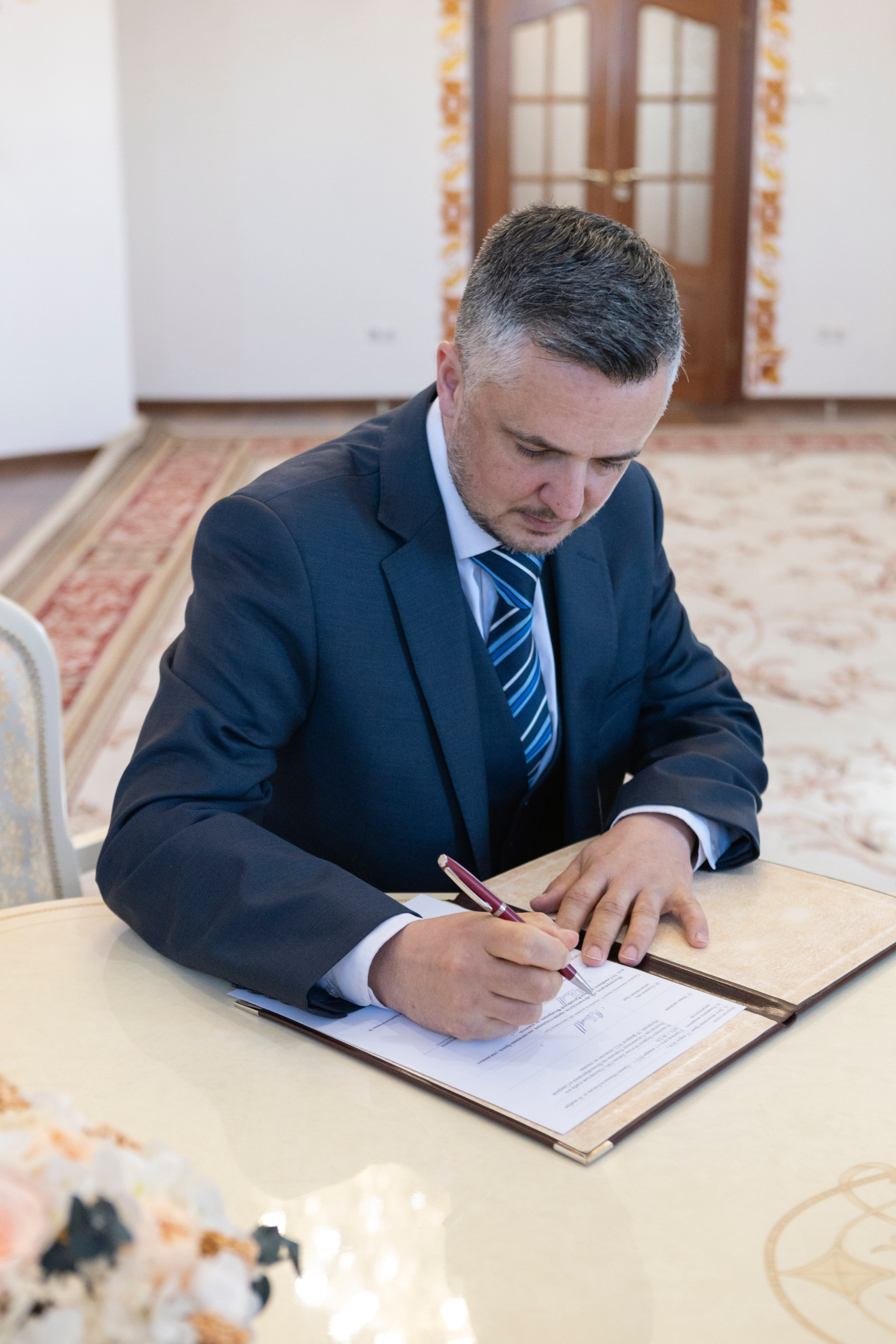 Роспись ЗАГС Мэттью Ольга. Видеограф, фотограф в Москве Мария Васильева