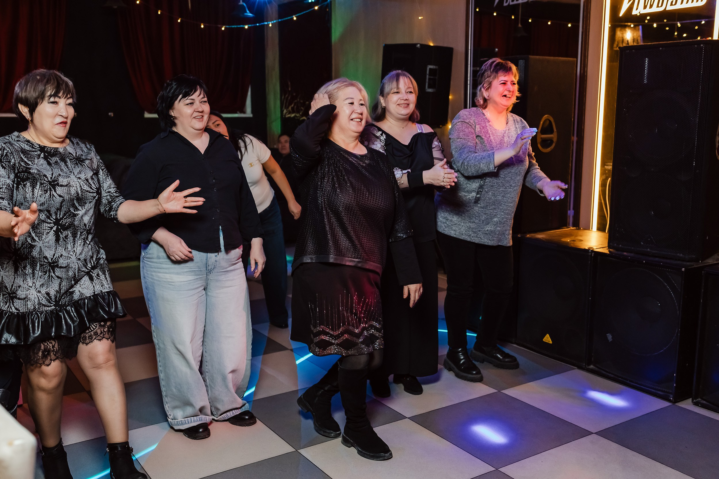 Two Star. Кипятком Павлодар