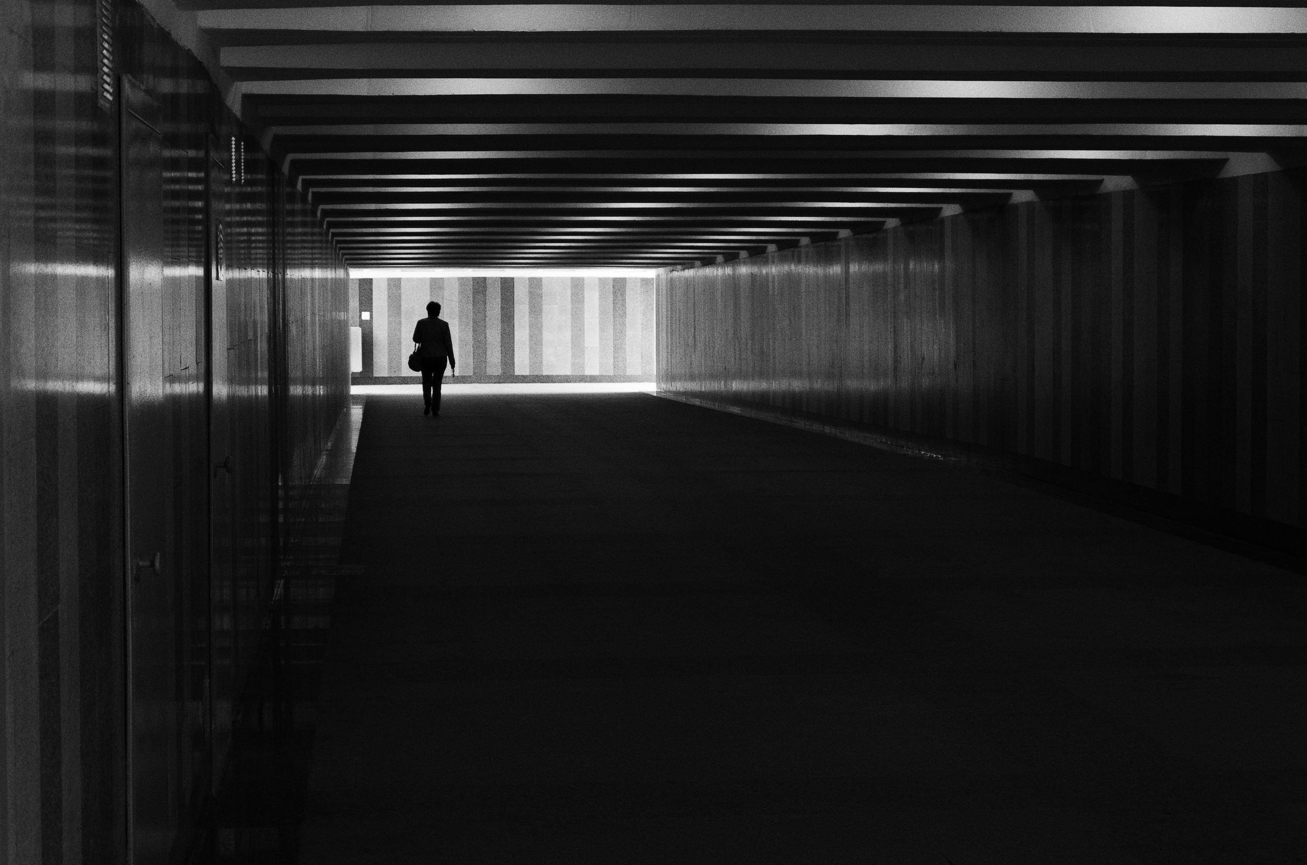 Минск. Фотограф Антон Швец — Монохромная реальность