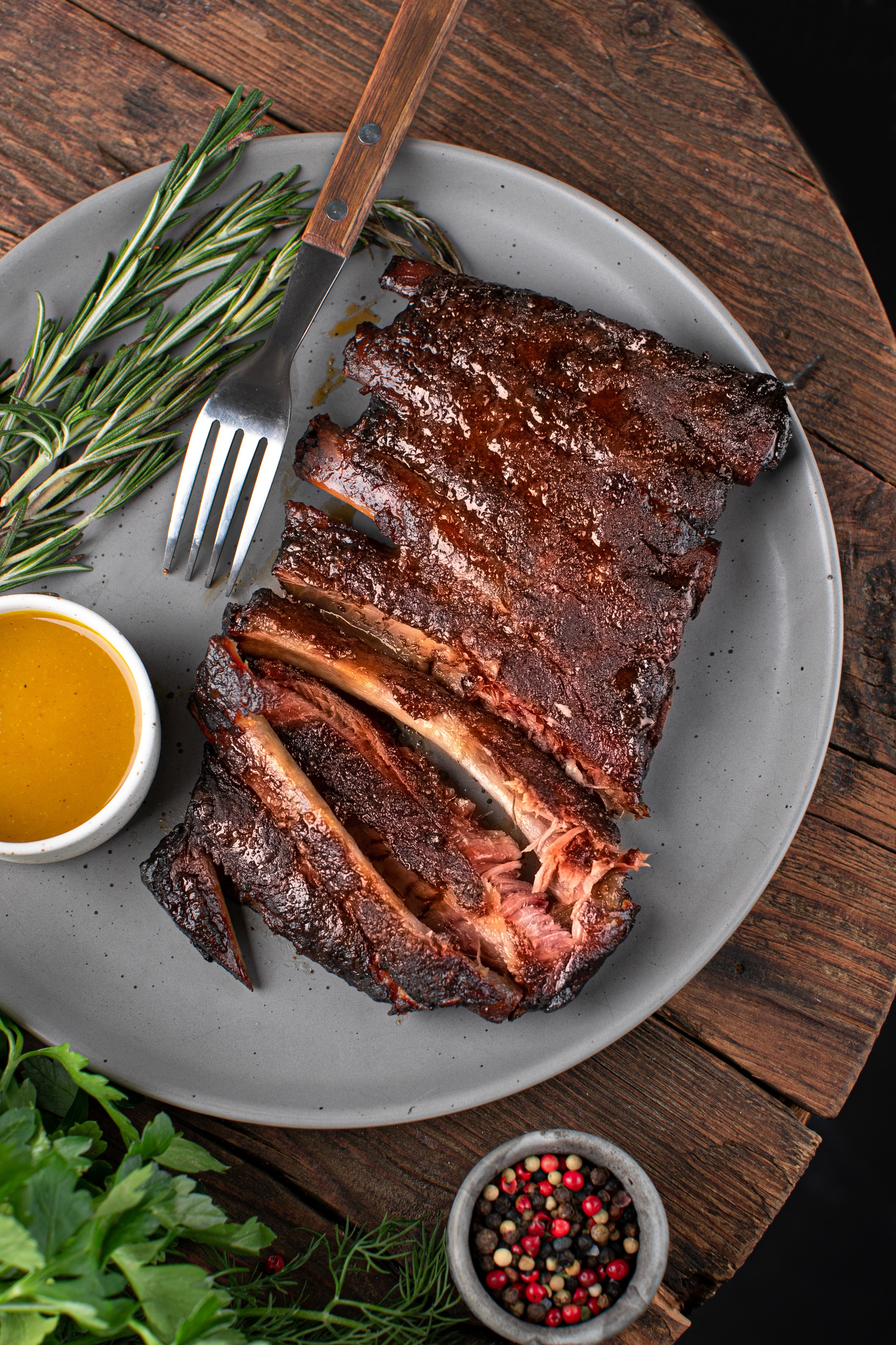Мясо в смокере «Четкий дым». Фуд фотограф. Съемка еды в Москве