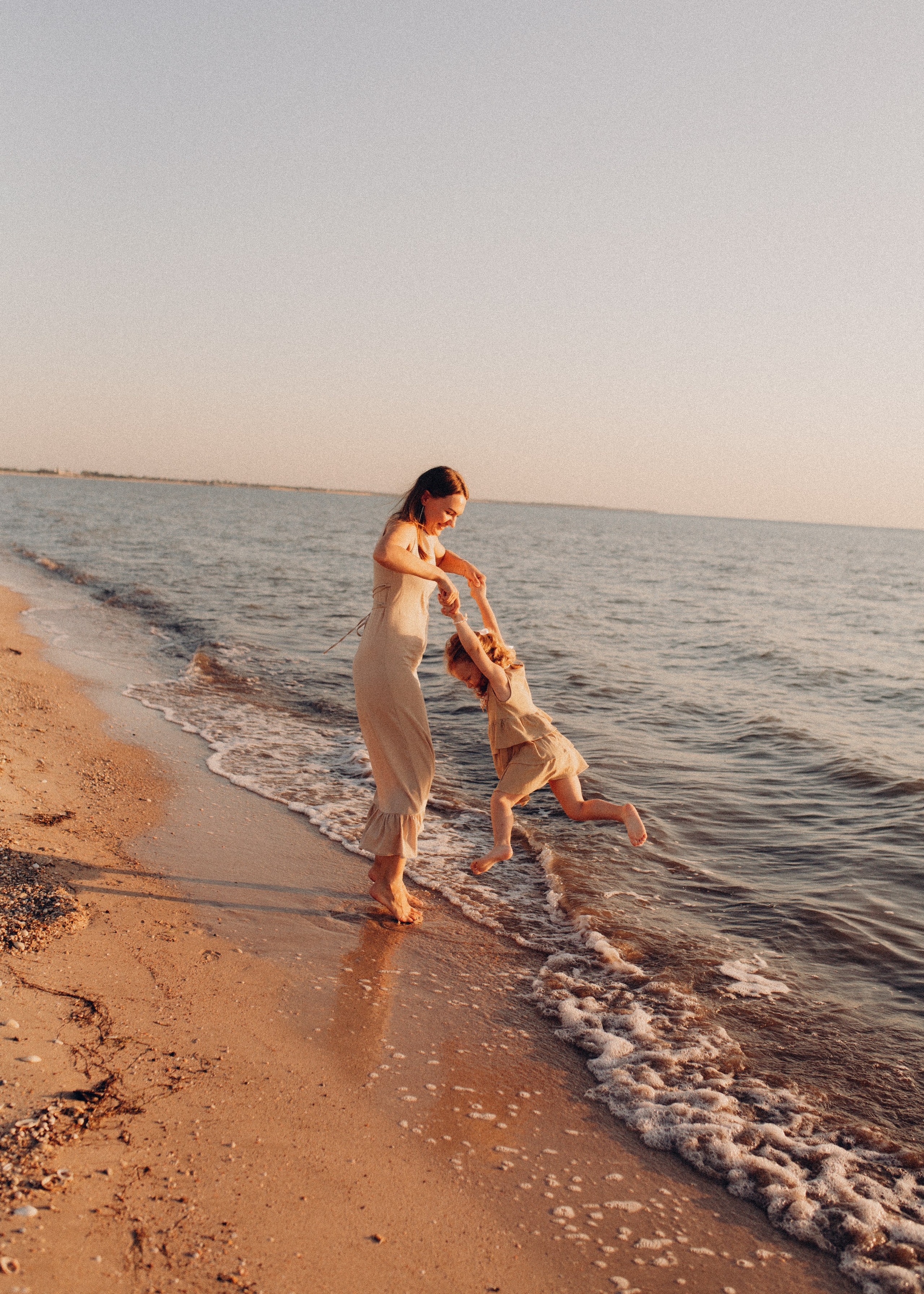 Даша и Алиса. Фотограф в Приморско-Ахтарске Марьяна Чопко