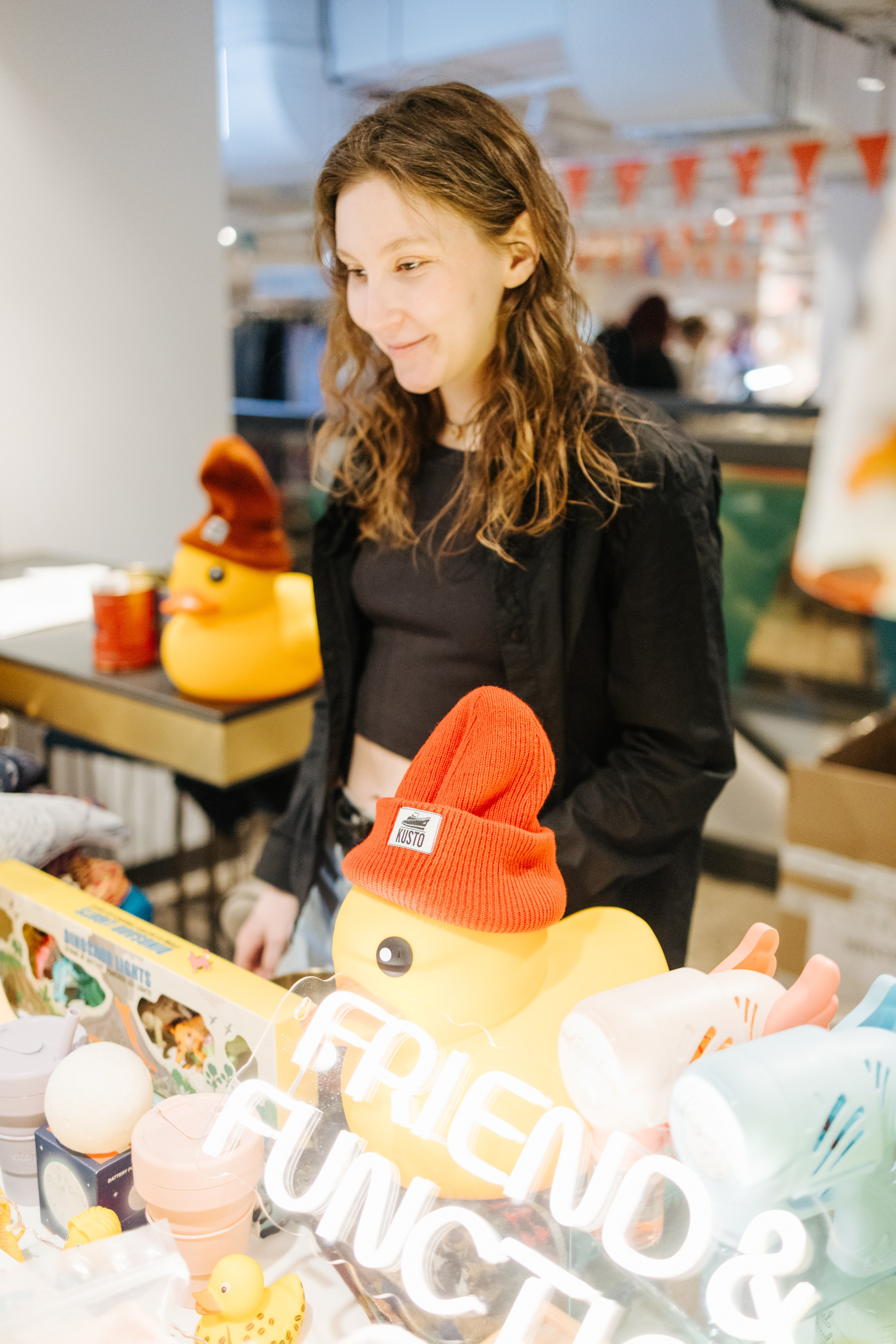 2–3 марта 2024 в пространстве «Три вокзала. Депо» / День 1 / фото Валерий Белобеев. Фотоотчеты «Ламбада-маркета»