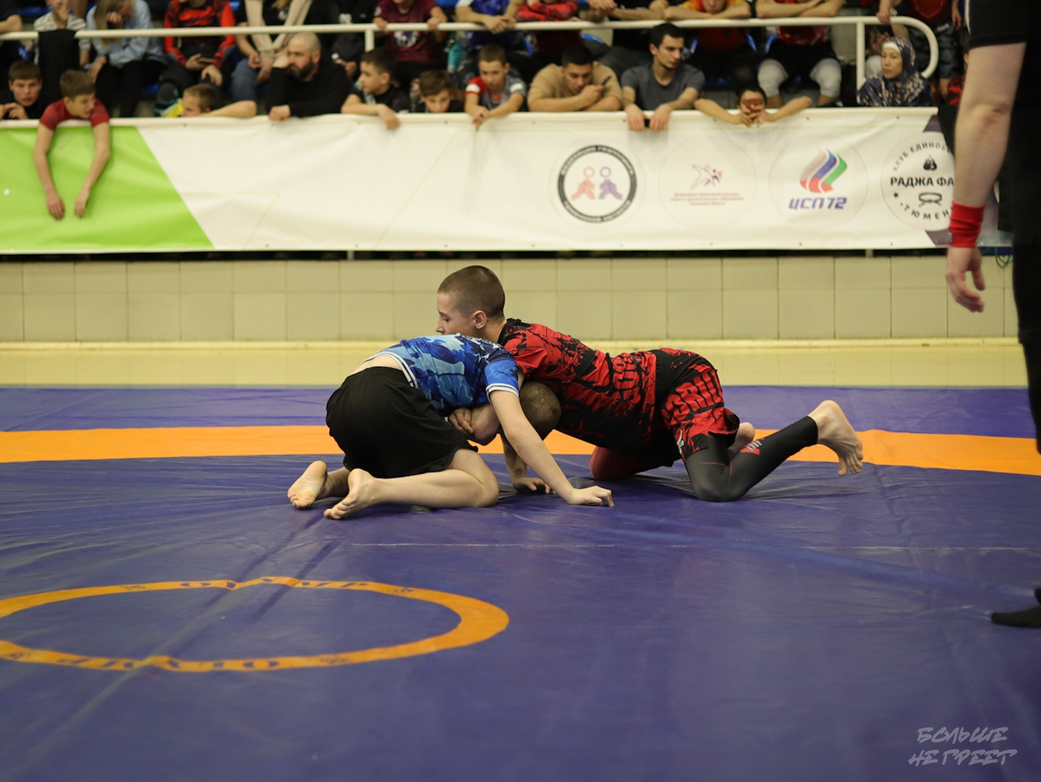 ПЕРВЕНСТВО УРФО ПО СПОРТИВНОЙ БОРЬБЕ ГРЭППЛИНГ И ГРЭППЛИНГ-ГИ. Больше не греет