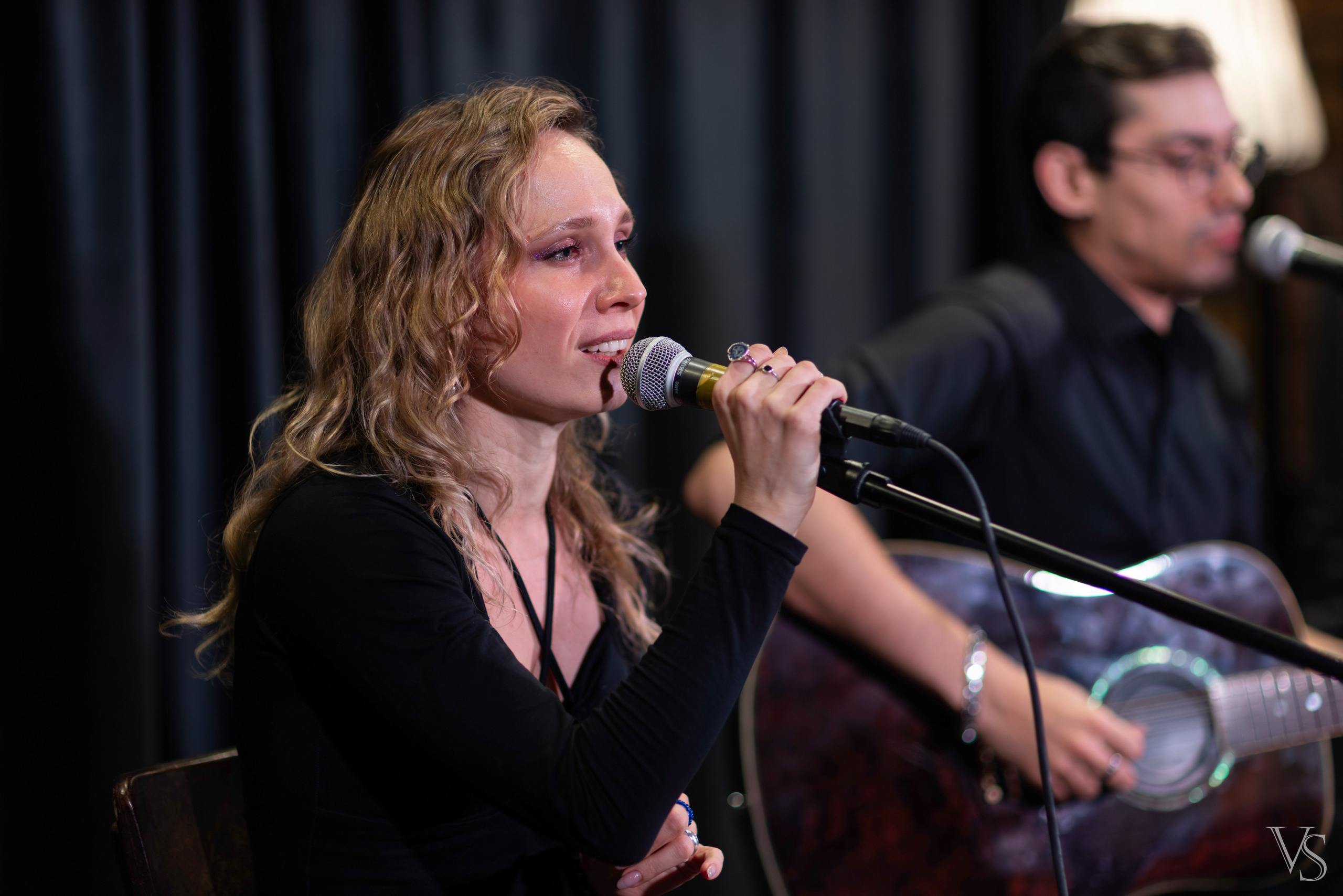 Квартирник Руслана Багирова. Фотограф Виктор Степанов