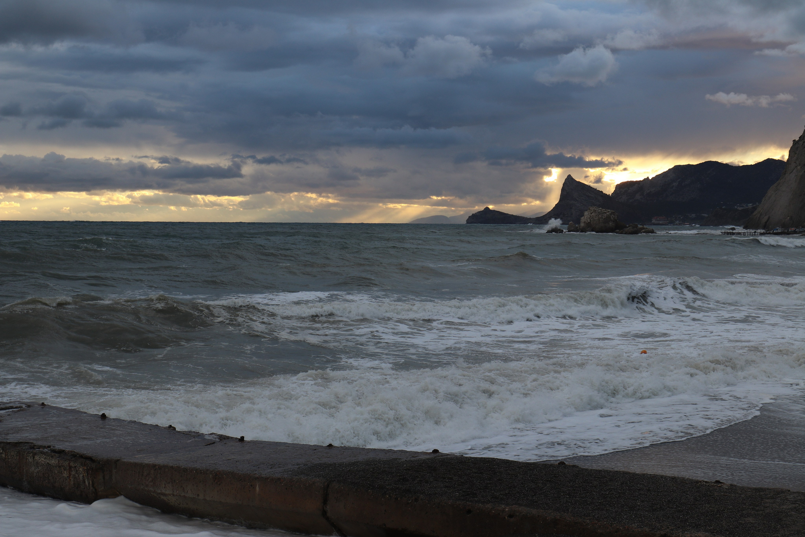 Крым. ЮБК (Судак, Карадаг). Ноябрь 2020. Путешественник-фотограф из Санкт-Петербурга Татьяна Свистулина