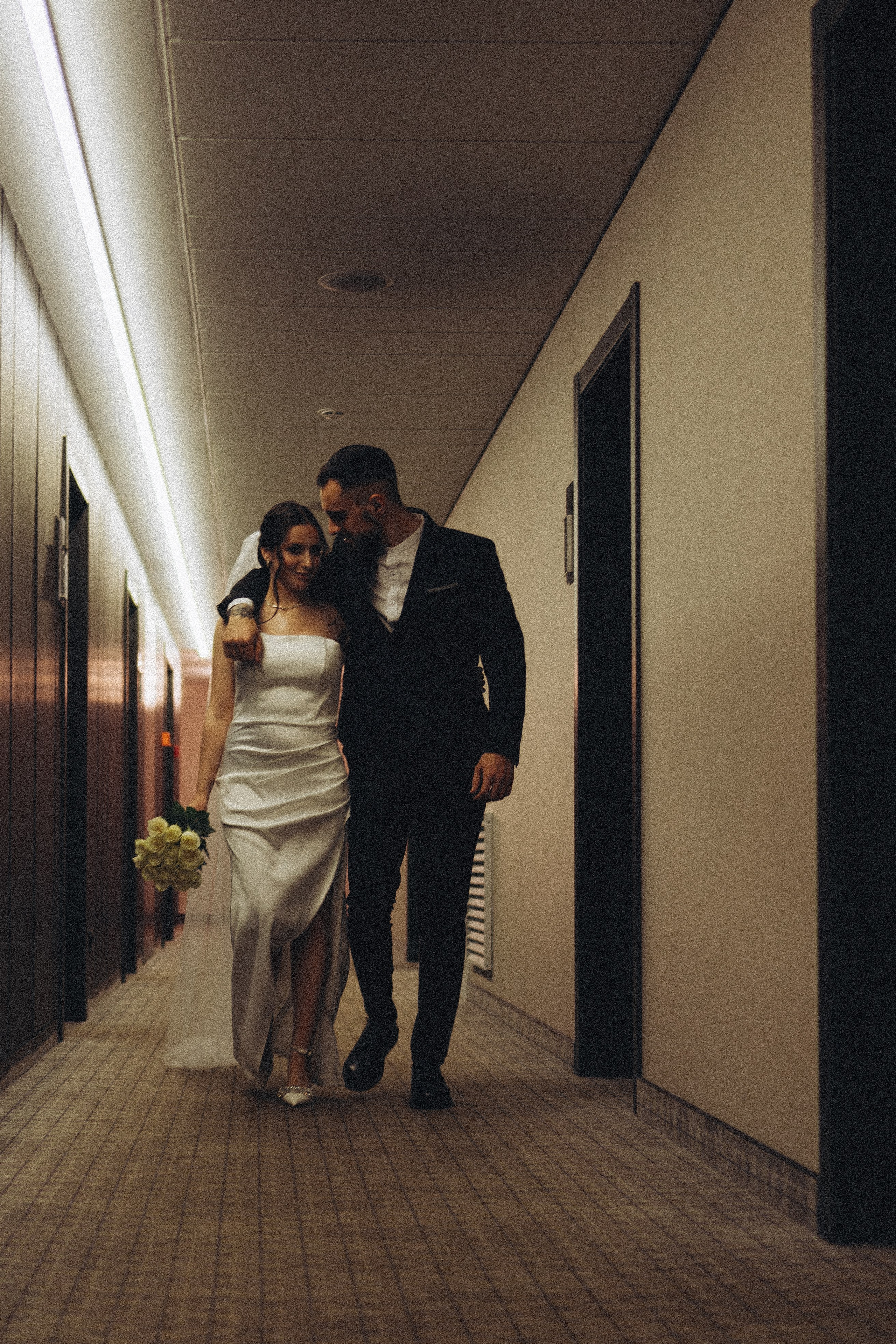 СВАДЕБНАЯ СЬЕМКА СБОРОВ ЖЕНИХА И НЕВЕСТЫ В ОТЕЛЕ И ТАКЖЕ ФОТОСЕССИИЯ В ОТЕЛЕЕ МЕГАПОЛИС БРЯНСК. Профессиональный фотограф, Санкт-Петербург — Виктория Богомолова