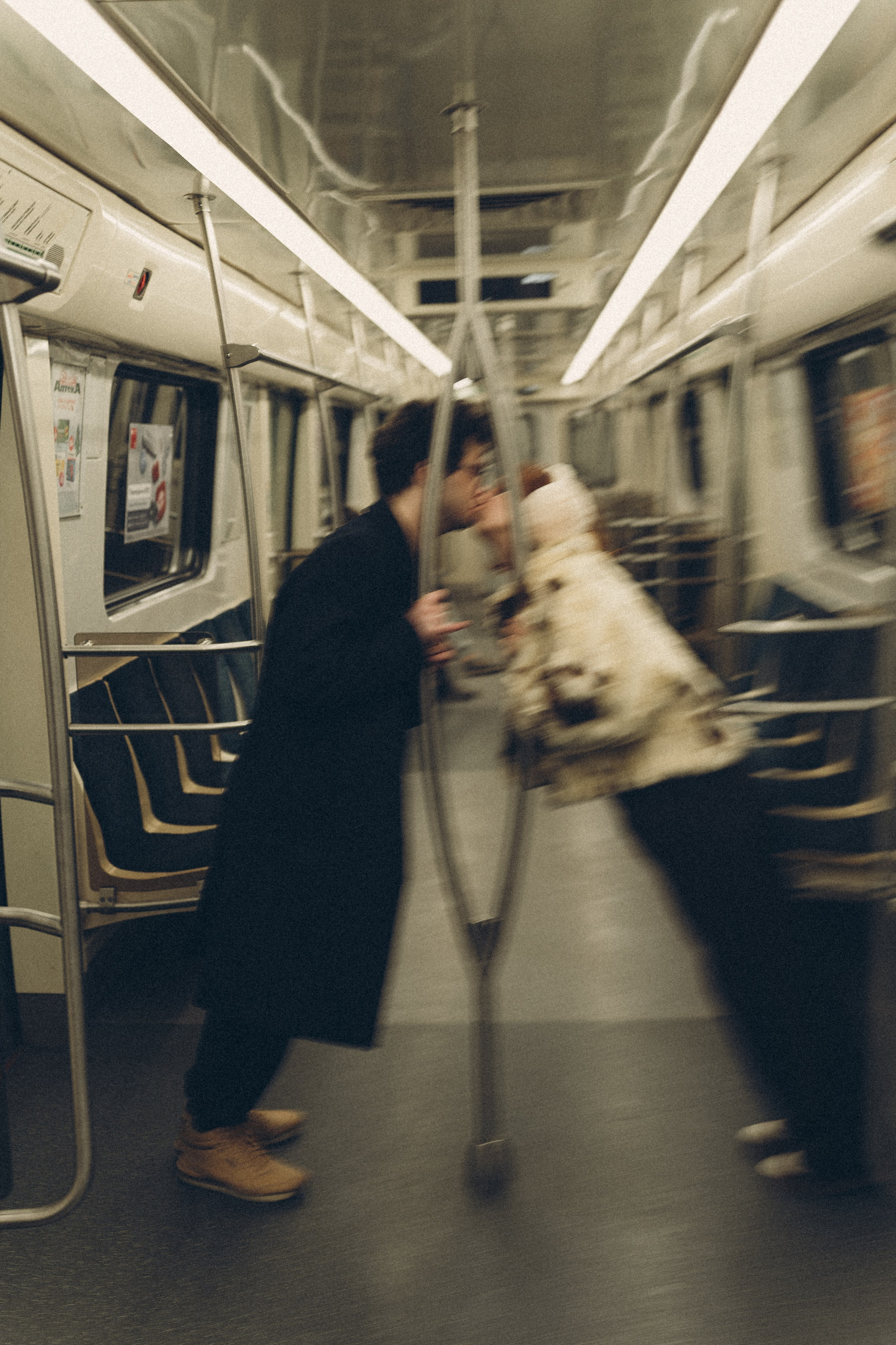 НОВОГОДНЯЯ ФОТОСЕСИИЯ ПАРЫ В МЕТРО ЛЮБОВЬ. Профессиональный фотограф, Санкт-Петербург — Виктория Богомолова