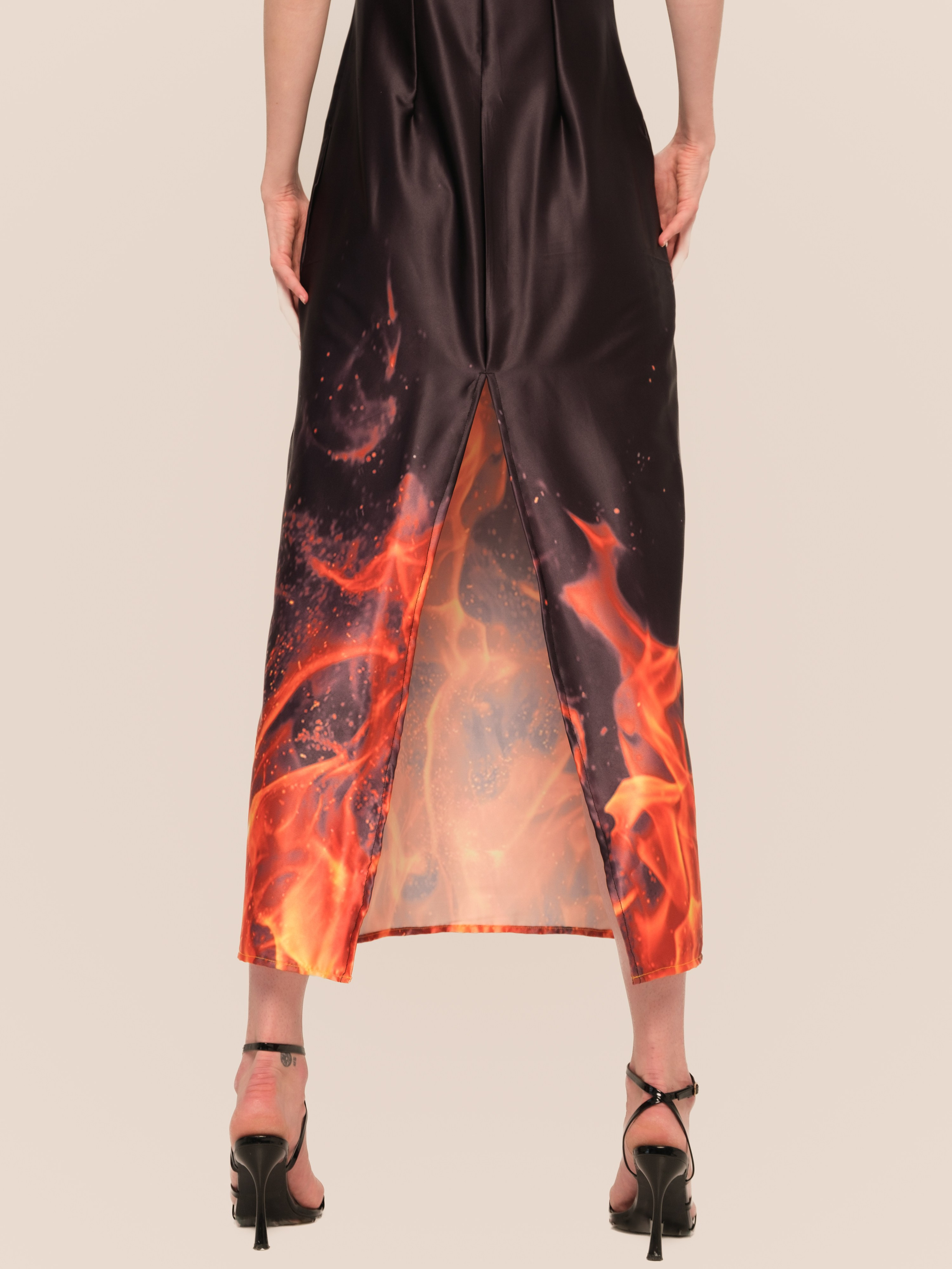 ZHAKOVA BRAND каталог. Мари — фотограф и видеограф из Москвы