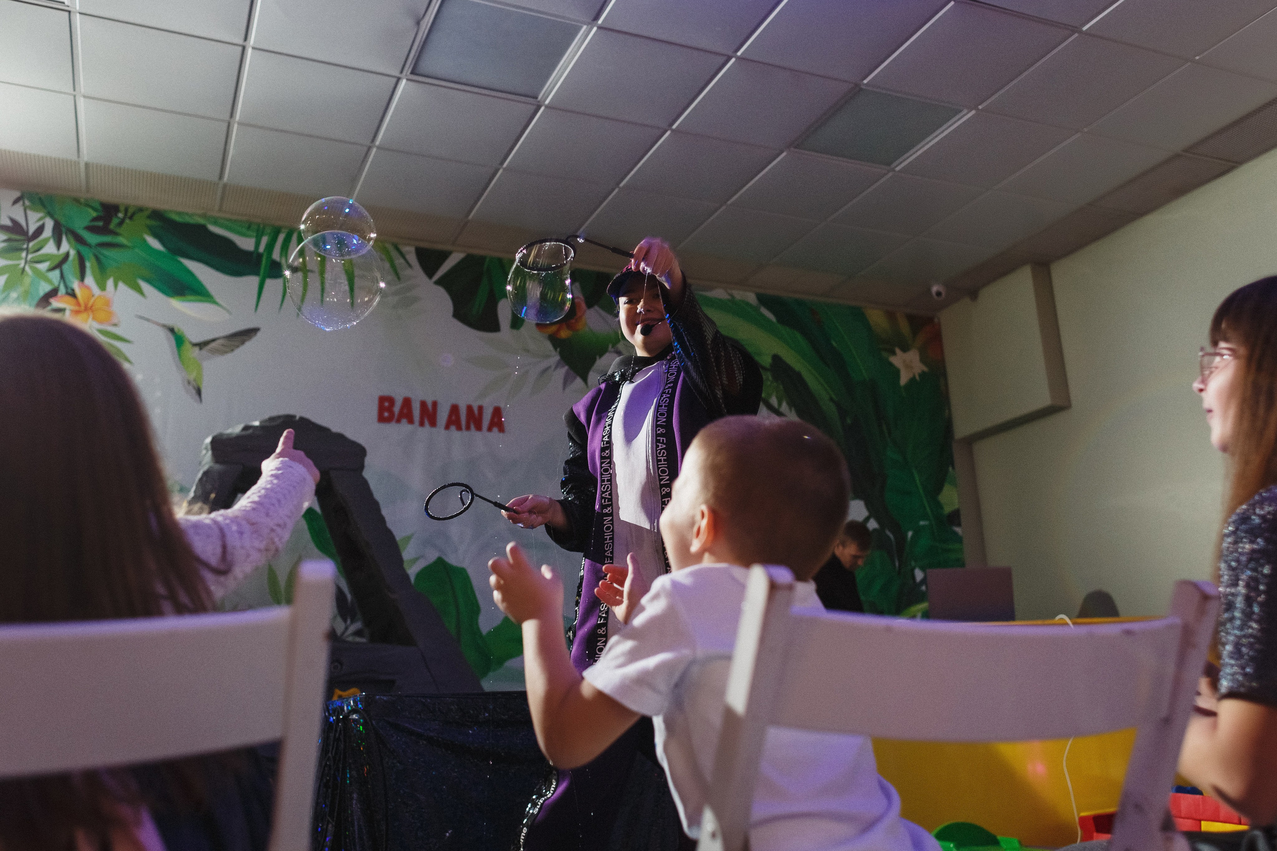 День Рождения Глеба в Игровой Комнате 'Банана Мама' в Таганроге. Свадебный и семейный фотограф в Таганроге Бакарюк Антон