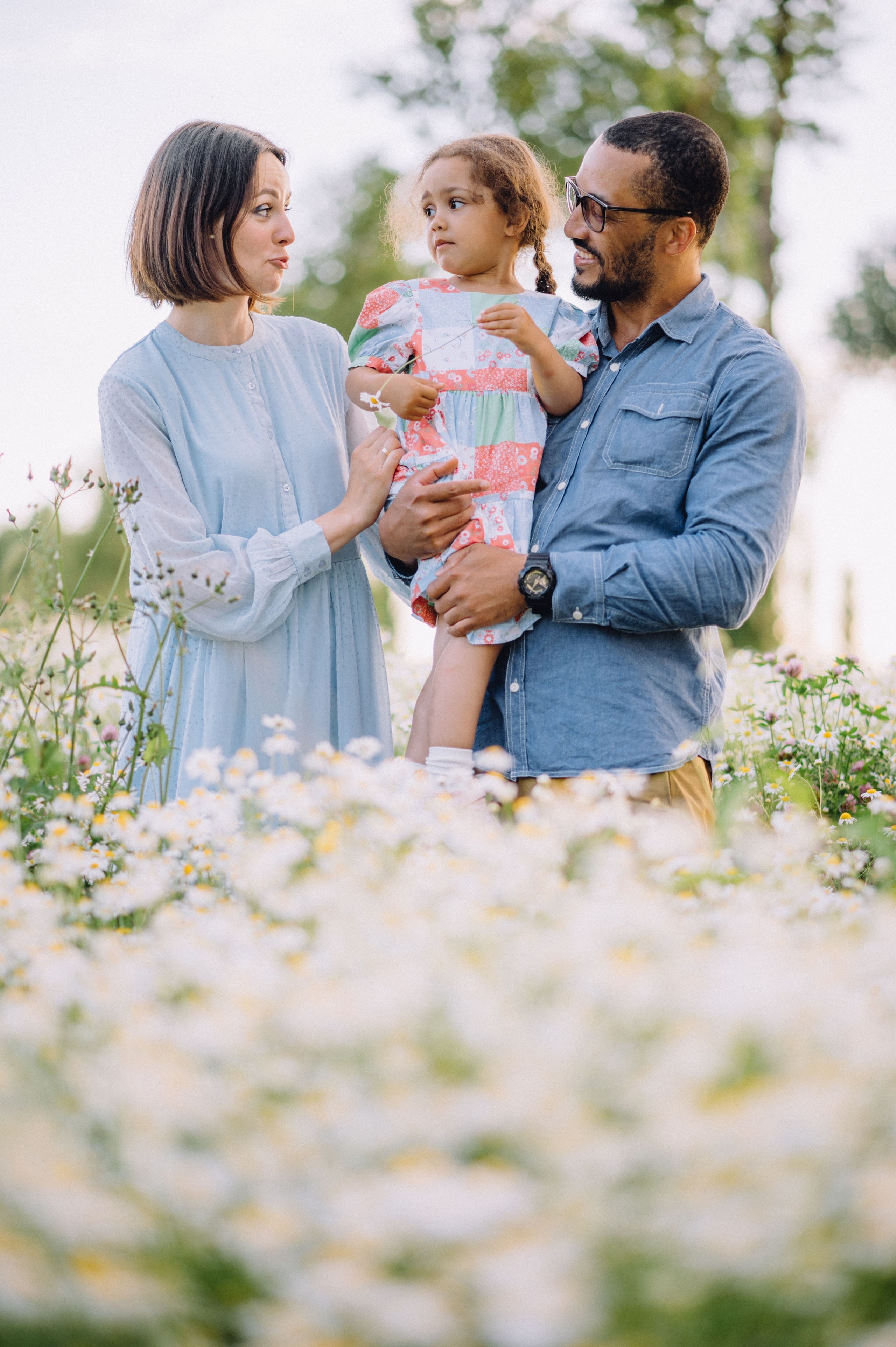 Семейная фотосессия на природе. Профессиональный фотограф Алексей Васенцев. Минск, СПБ, Москва
